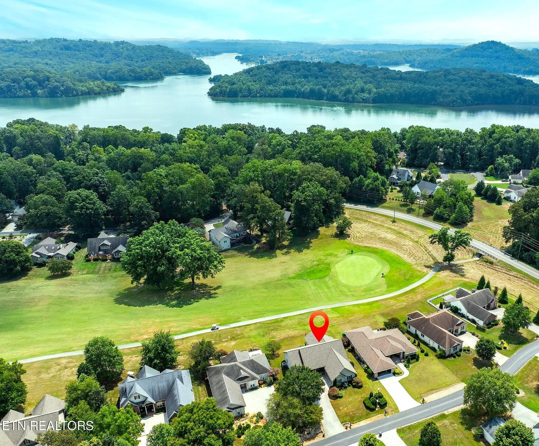 Property Slideshow image 1 of 33 | 107 oohleeno way, Loudon, TN, 37774