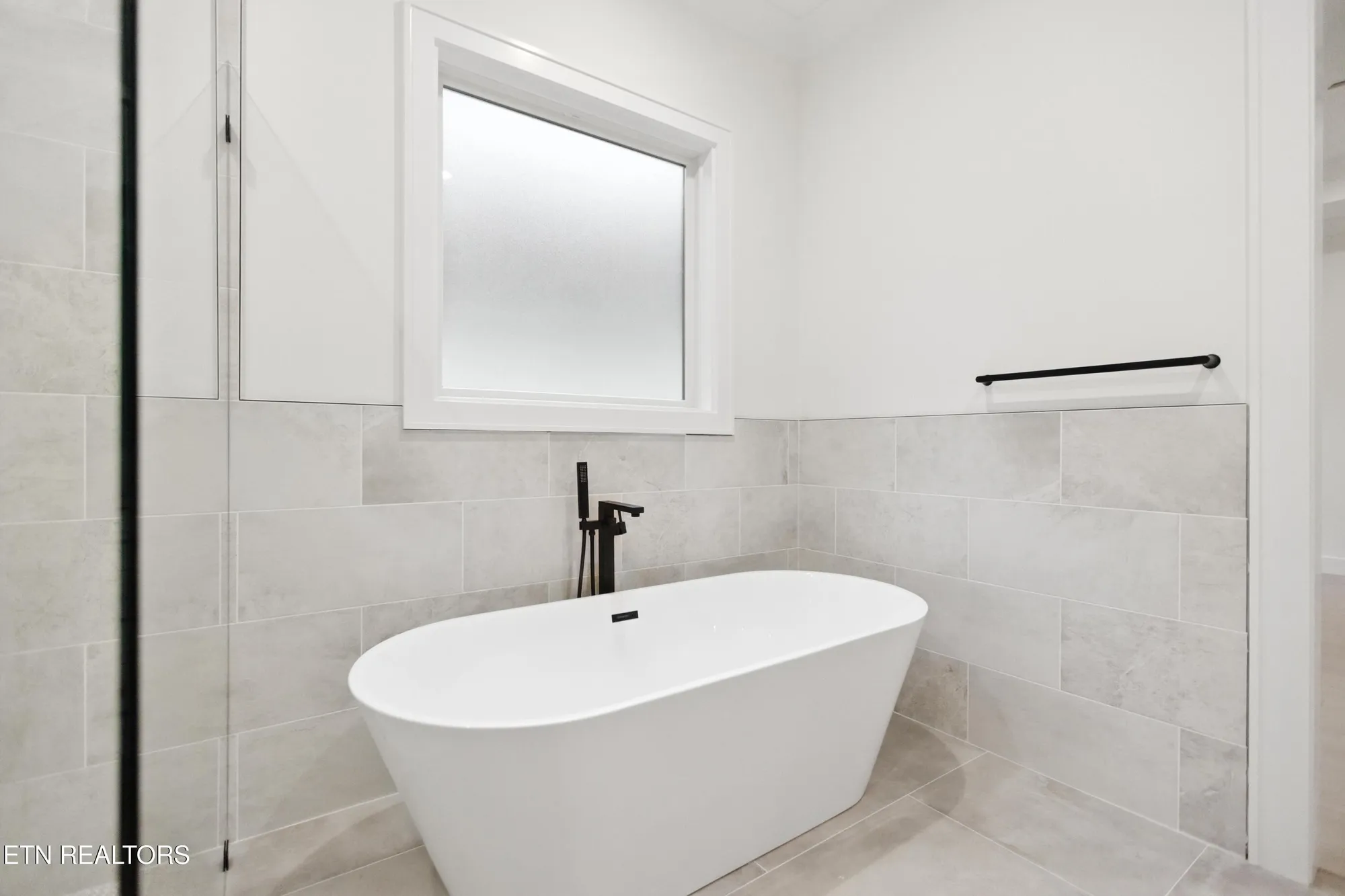 Property Slideshow image 27 of 50 | 238 gadusi way, Loudon, TN, 37774