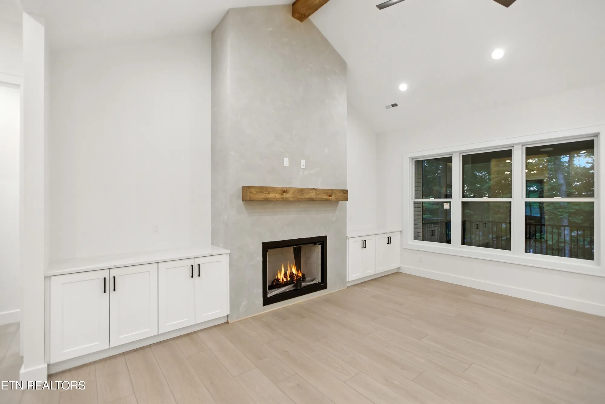 Property Slideshow image 22 of 50 | 238 gadusi way, Loudon, TN, 37774