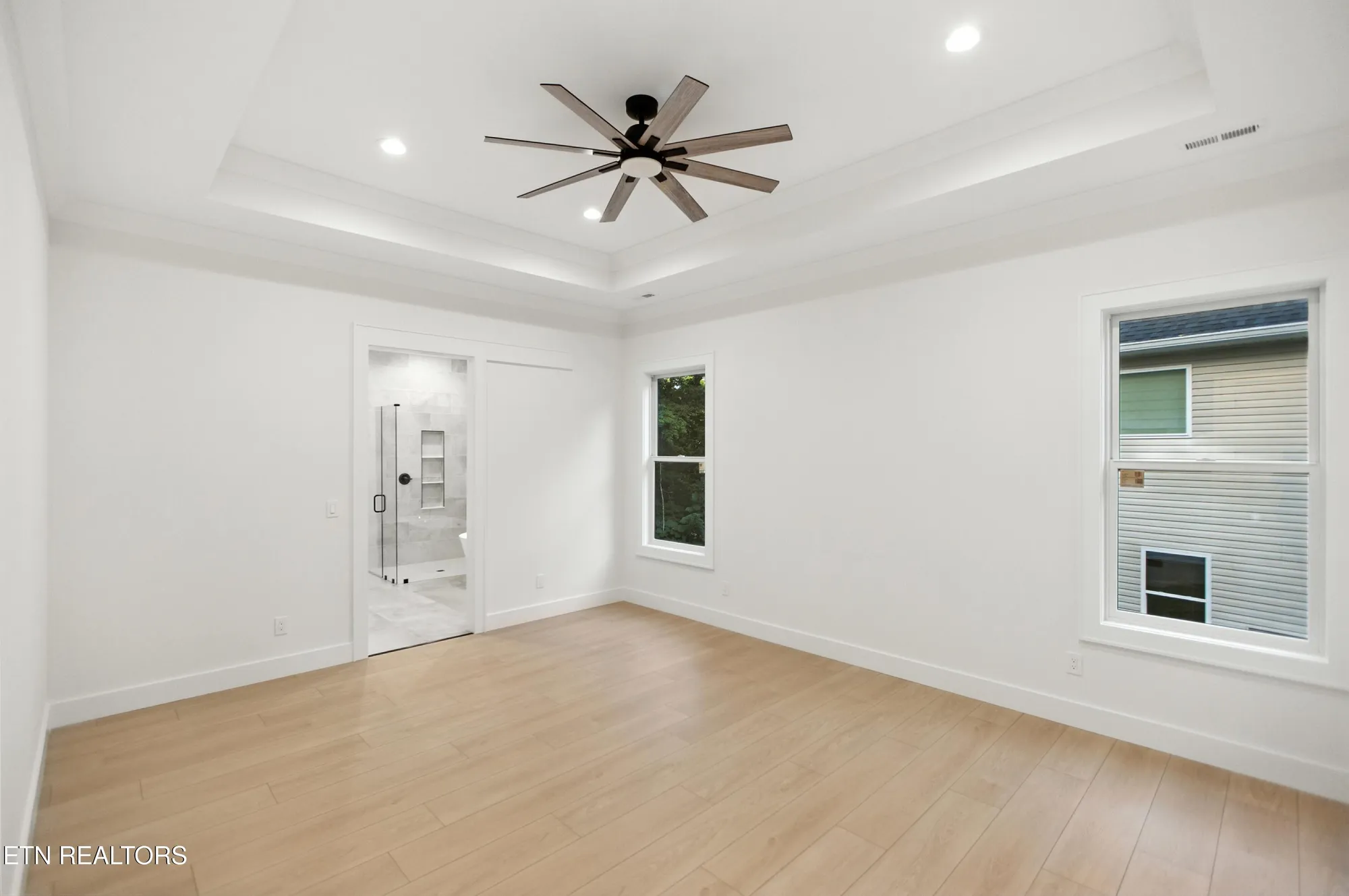 Property Slideshow image 24 of 50 | 238 gadusi way, Loudon, TN, 37774