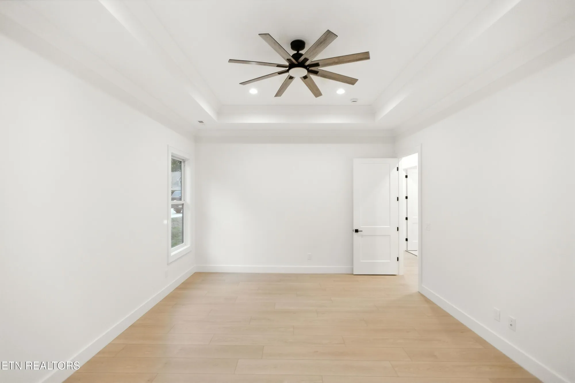 Property Slideshow image 23 of 50 | 238 gadusi way, Loudon, TN, 37774