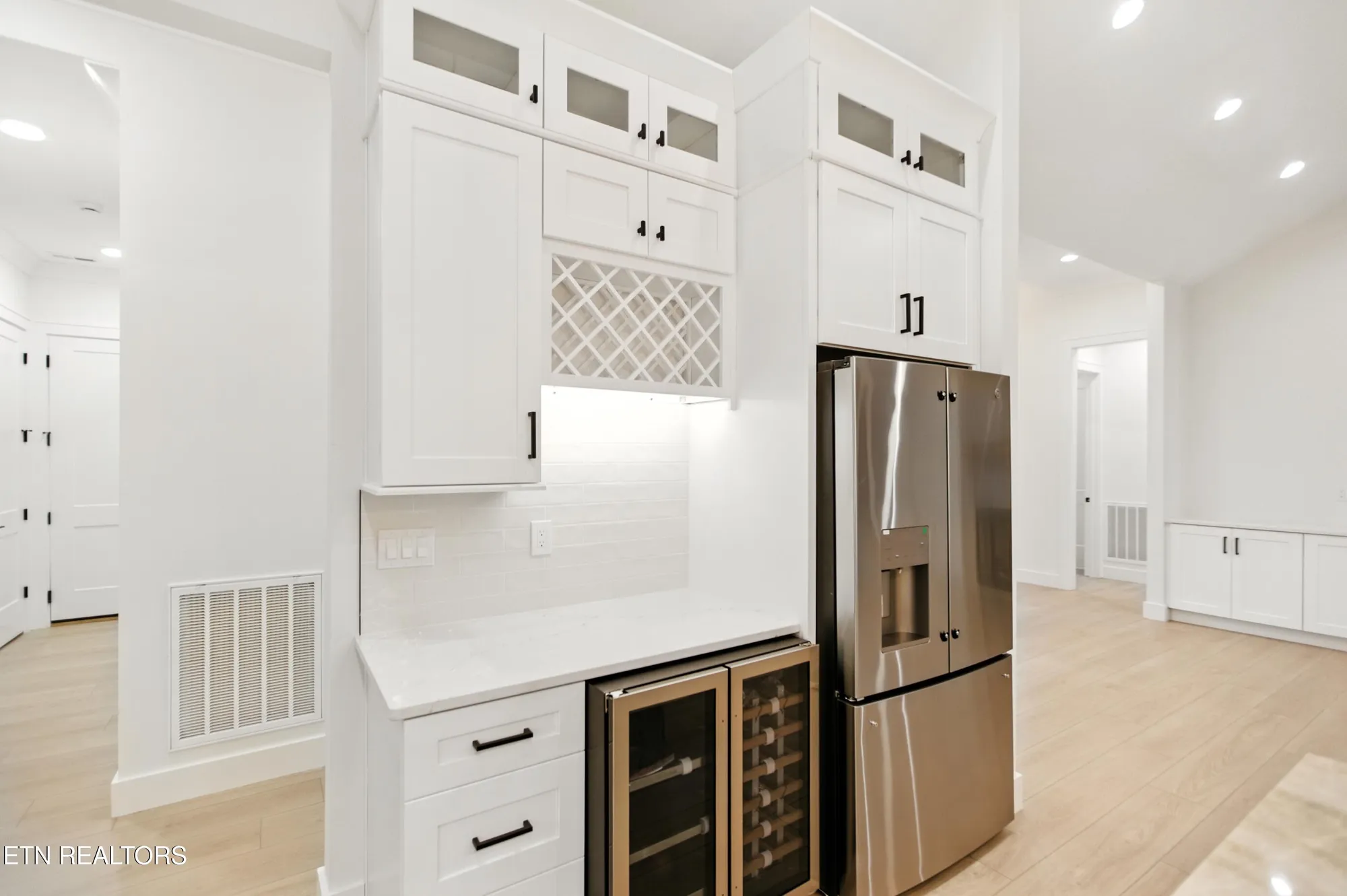 Property Slideshow image 14 of 50 | 238 gadusi way, Loudon, TN, 37774