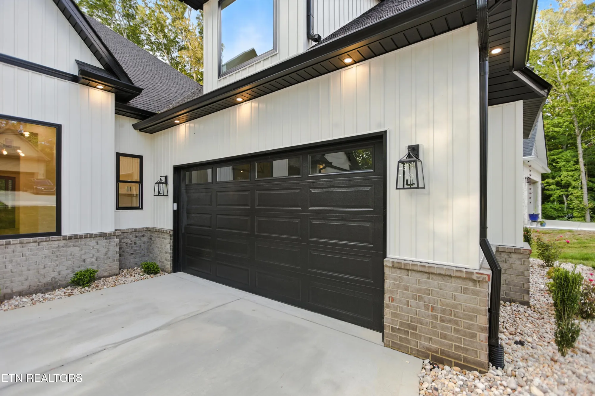 Property Slideshow image 5 of 50 | 238 gadusi way, Loudon, TN, 37774