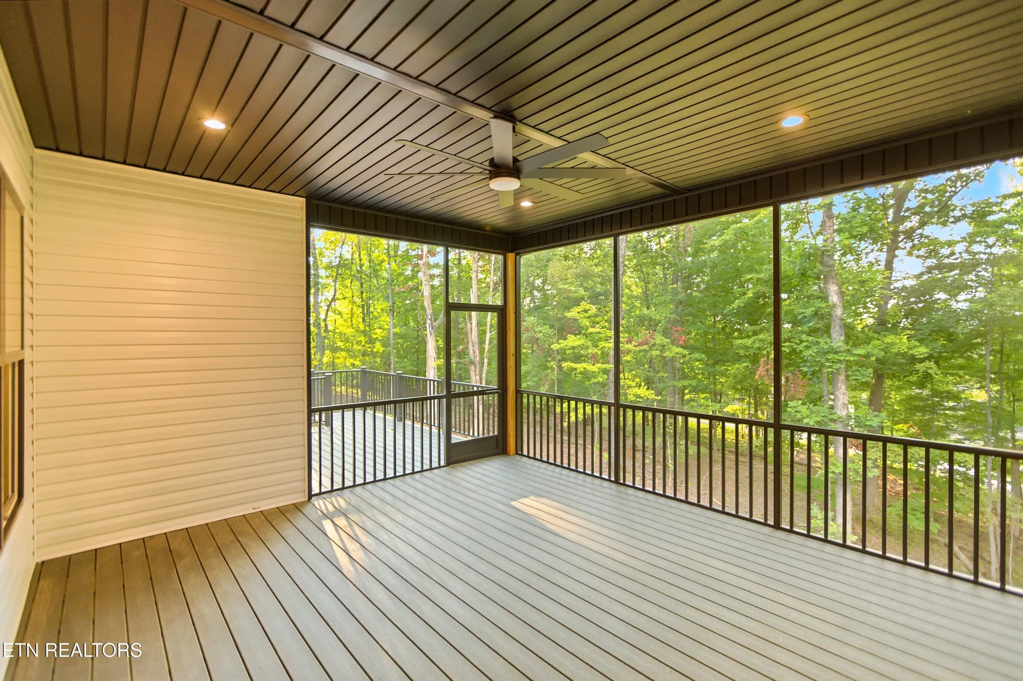 Property Slideshow image 48 of 50 | 238 gadusi way, Loudon, TN, 37774