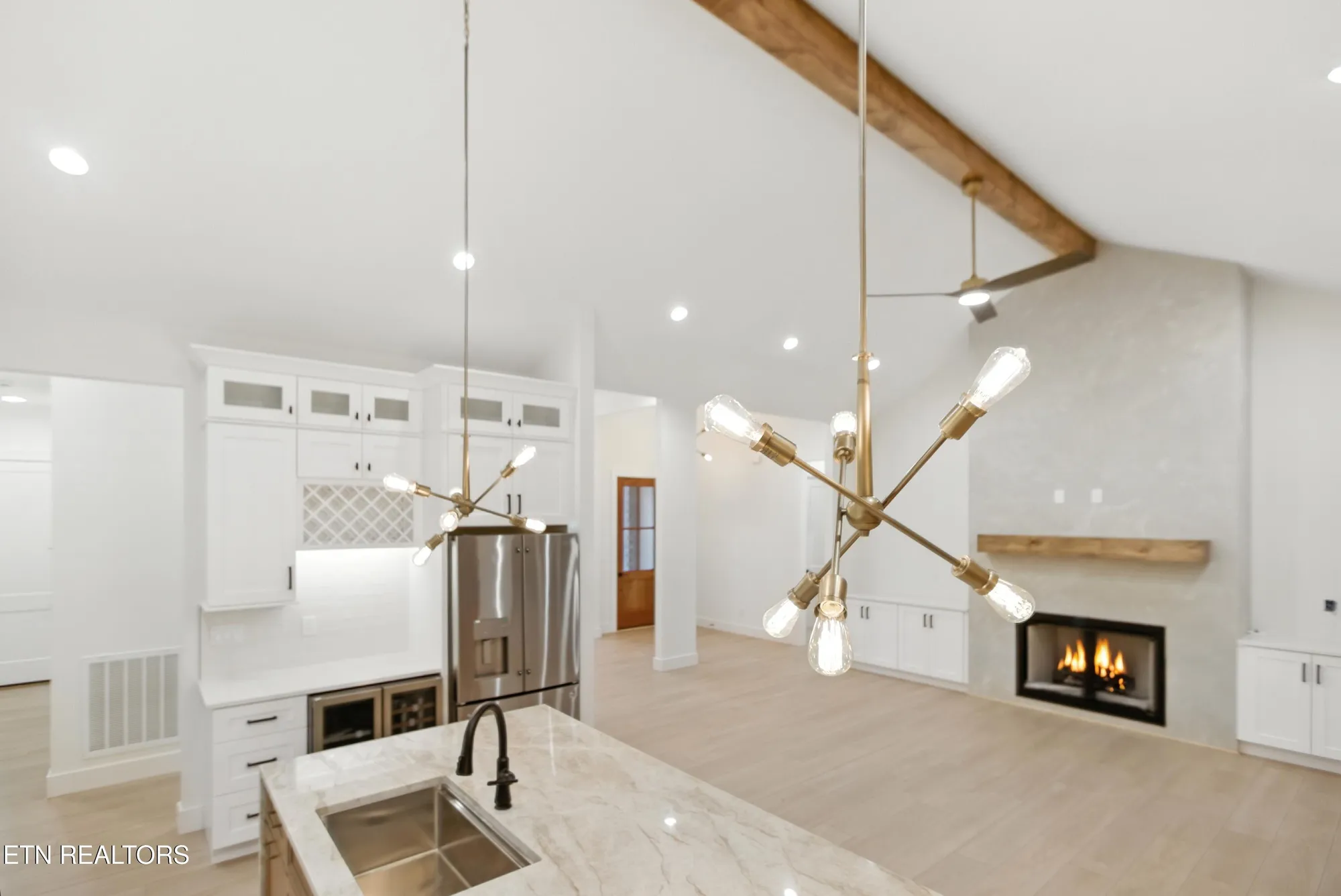 Property Slideshow image 17 of 50 | 238 gadusi way, Loudon, TN, 37774