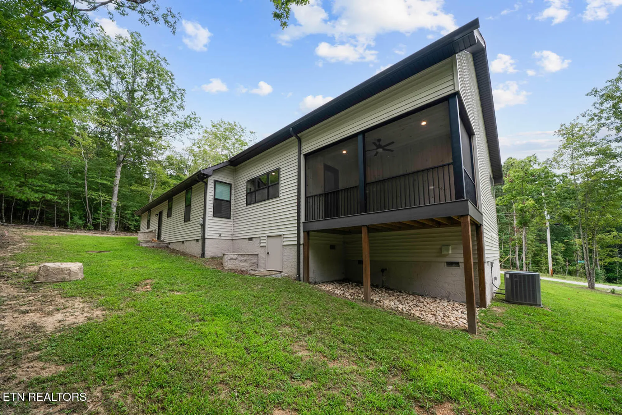 Property Slideshow image 44 of 52 | 11 brenningham ln, Crossville, TN, 38558