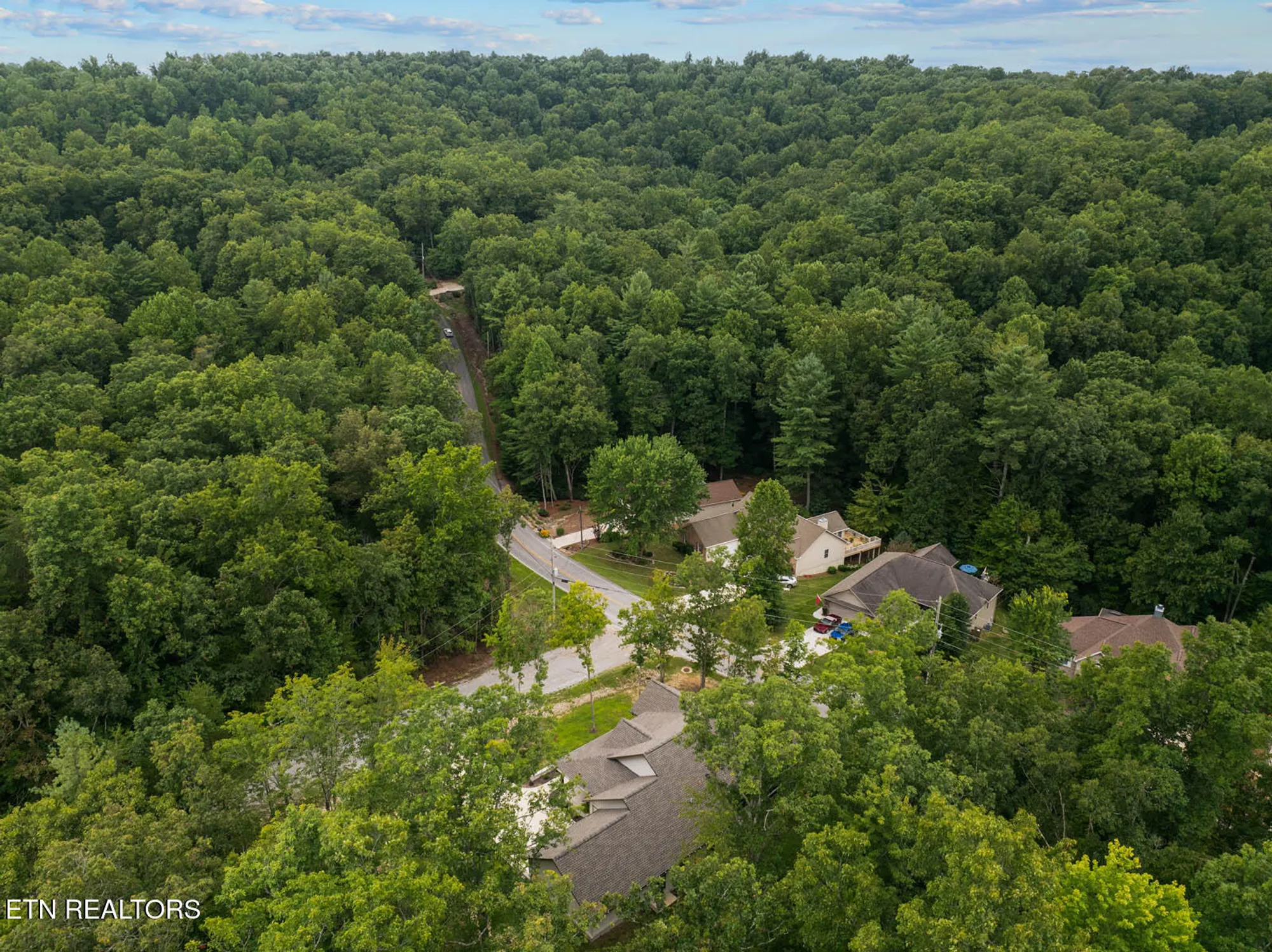 Property Slideshow image 49 of 52 | 11 brenningham ln, Crossville, TN, 38558