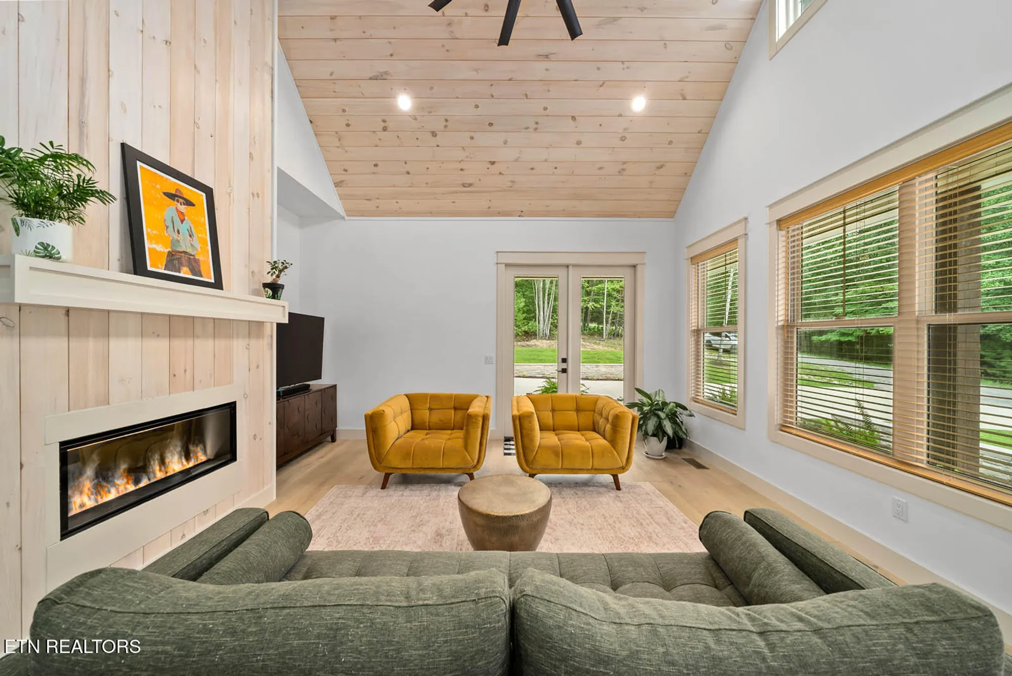 Property Slideshow image 8 of 52 | 11 brenningham ln, Crossville, TN, 38558