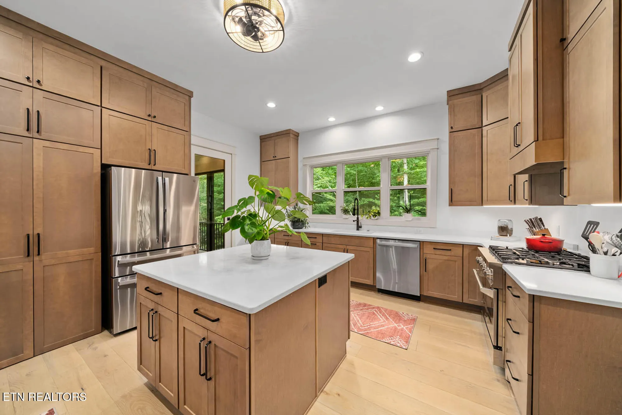 Property Slideshow image 13 of 52 | 11 brenningham ln, Crossville, TN, 38558