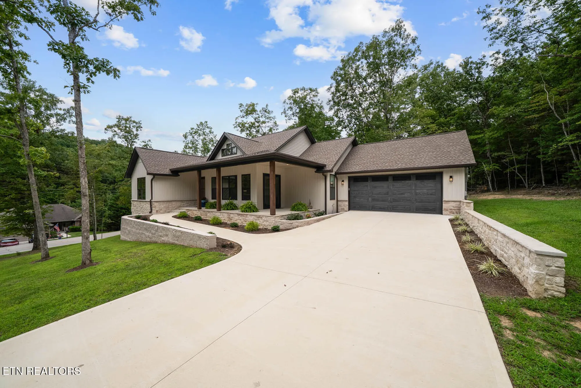 Property Slideshow image 41 of 52 | 11 brenningham ln, Crossville, TN, 38558