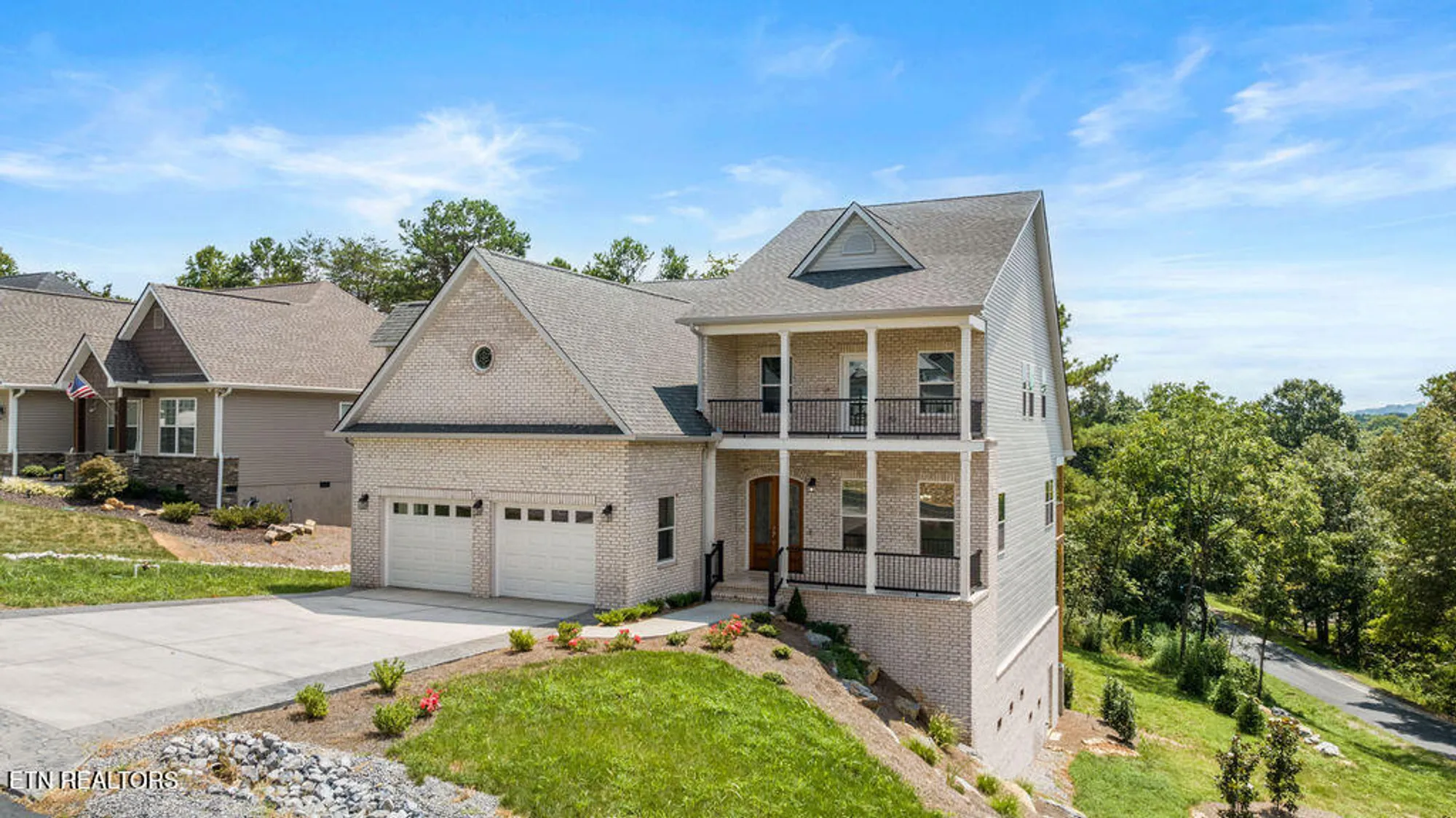 Property Slideshow image 39 of 48 | 168 amohi way, Loudon, TN, 37774