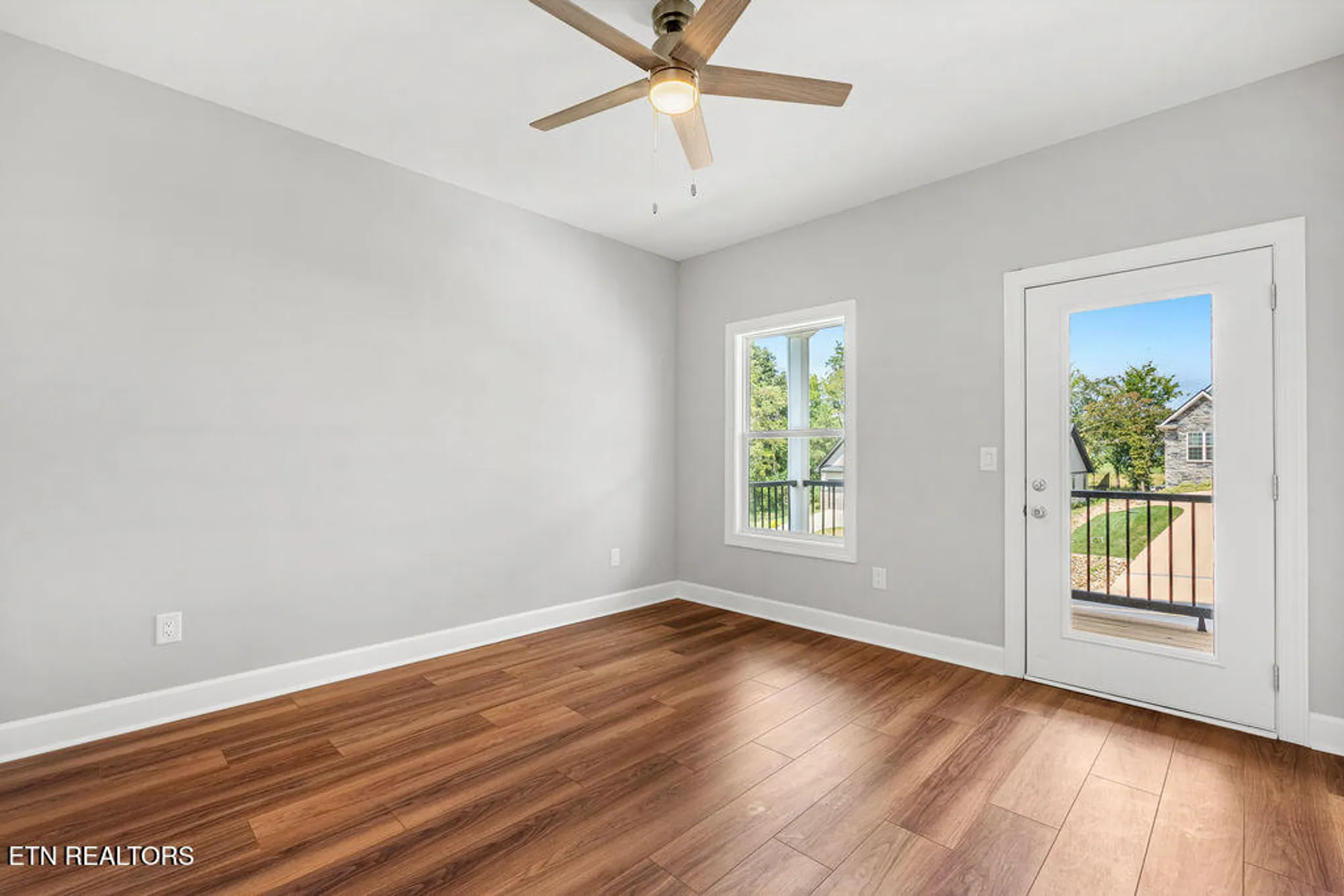 Property Slideshow image 32 of 48 | 168 amohi way, Loudon, TN, 37774