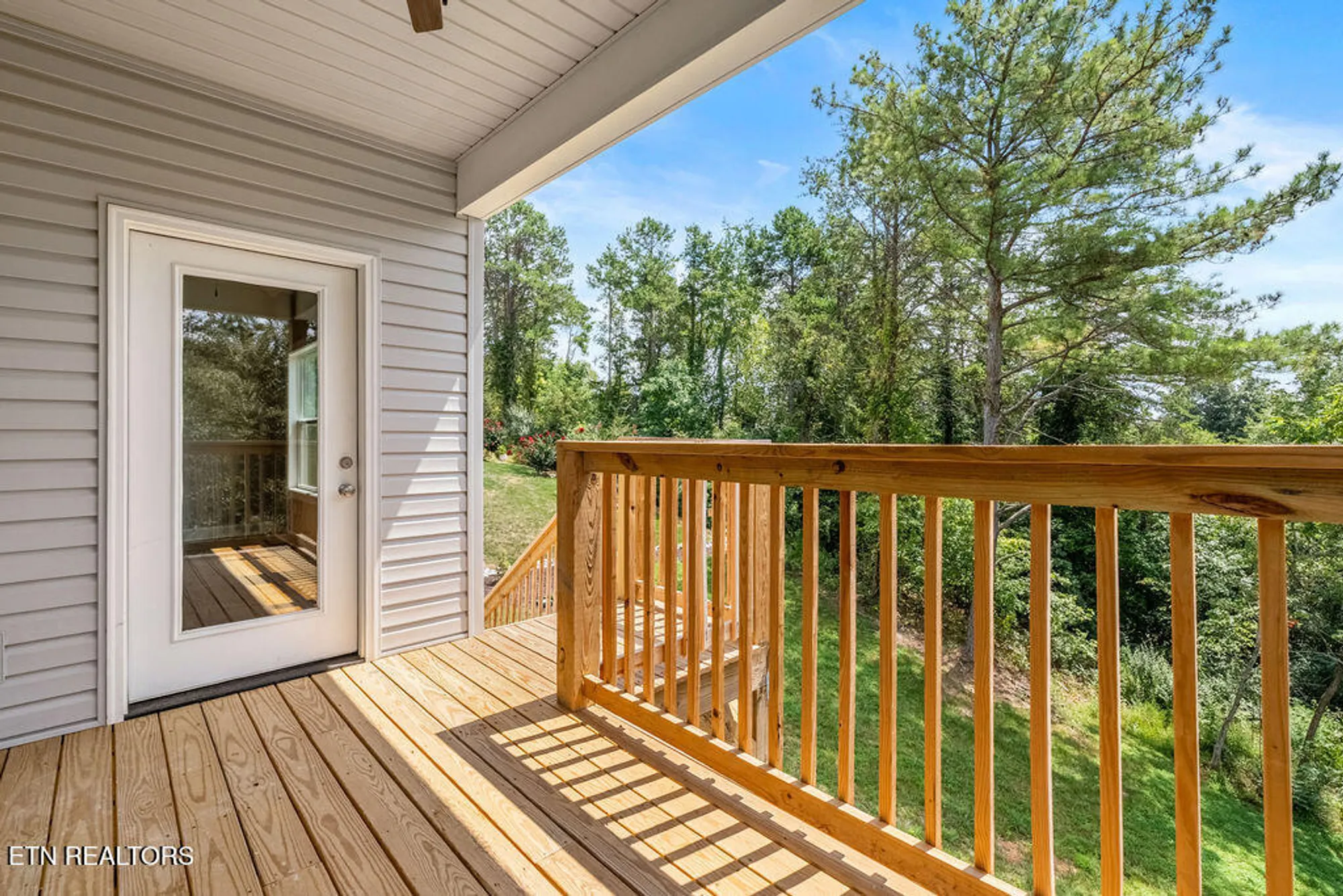 Property Slideshow image 44 of 48 | 168 amohi way, Loudon, TN, 37774