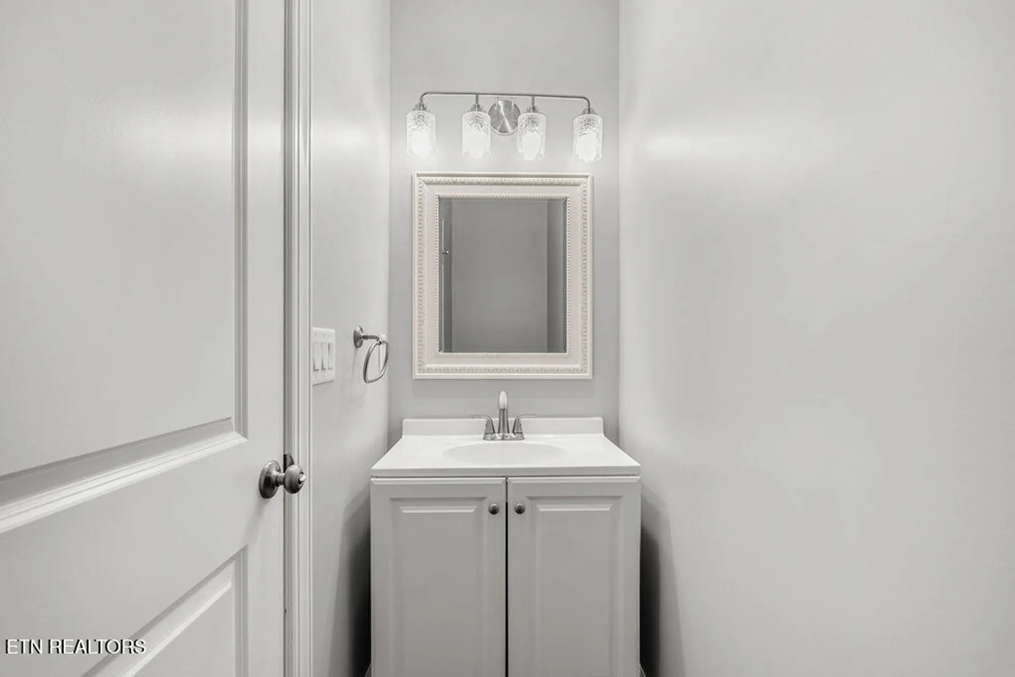 Property Slideshow image 45 of 48 | 168 amohi way, Loudon, TN, 37774