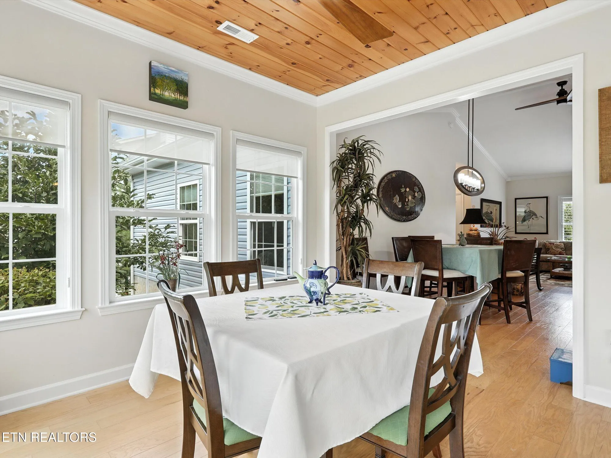 Property Slideshow image 10 of 29 | 108 pocola way, Loudon, TN, 37774