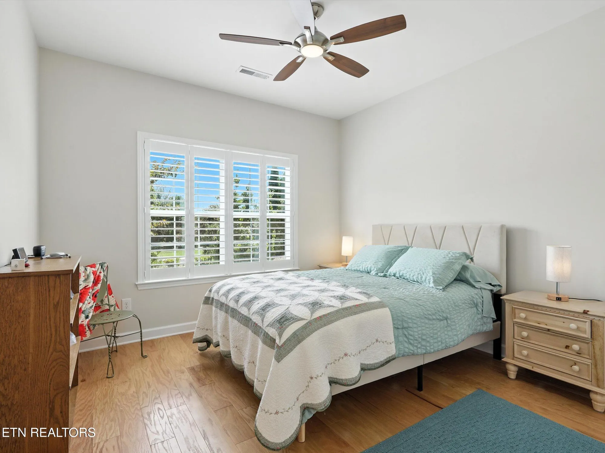 Property Slideshow image 16 of 29 | 108 pocola way, Loudon, TN, 37774