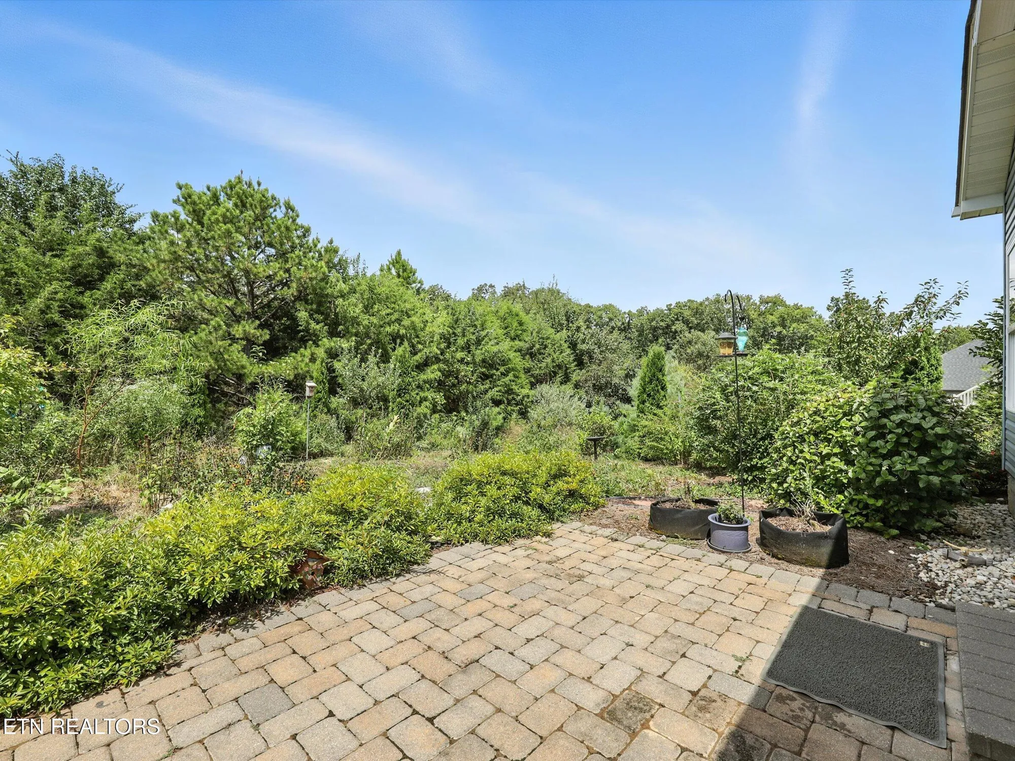 Property Slideshow image 22 of 29 | 108 pocola way, Loudon, TN, 37774