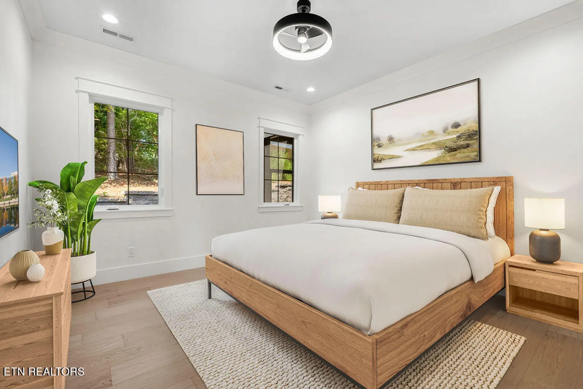 Property Slideshow image 16 of 29 | 147 gigi ln, Loudon, TN, 37774