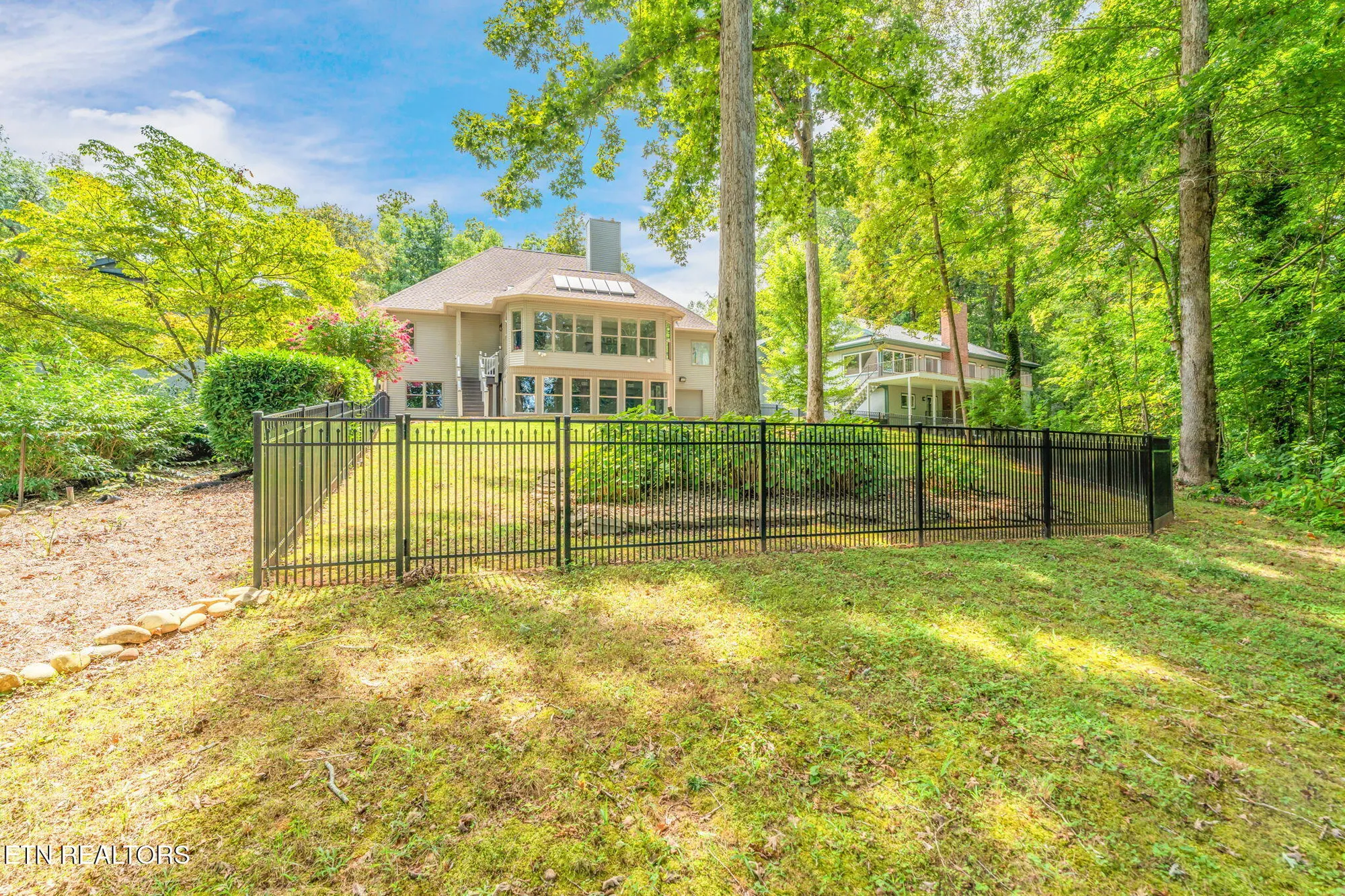 Property Slideshow image 51 of 59 | 141 inata cir, Loudon, TN, 37774