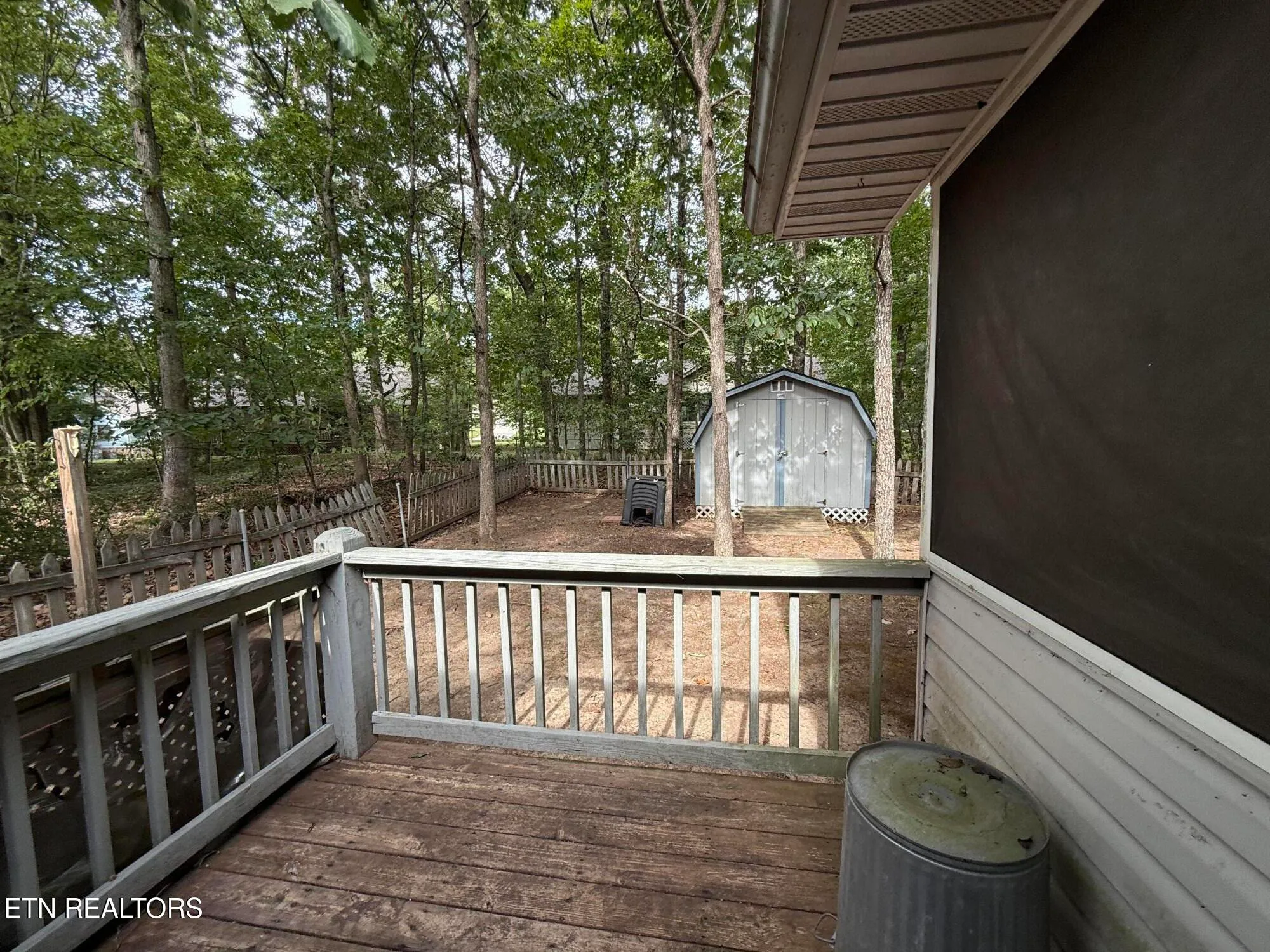 Property Slideshow image 24 of 25 | 131 cromwell ln, Crossville, TN, 38558