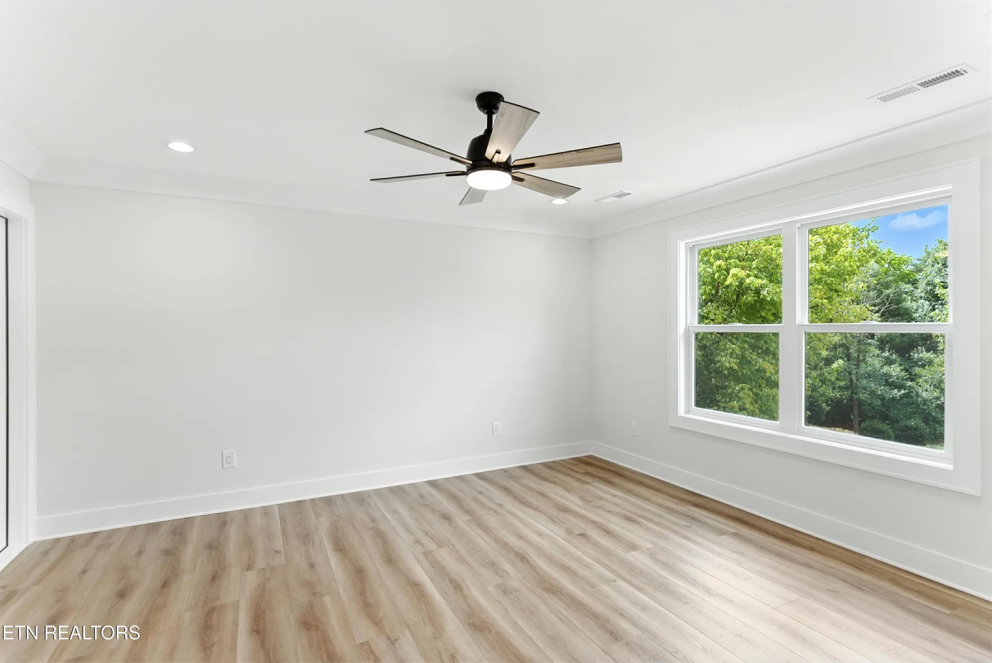 Property Slideshow image 40 of 54 | 149 gado way, Loudon, TN, 37774