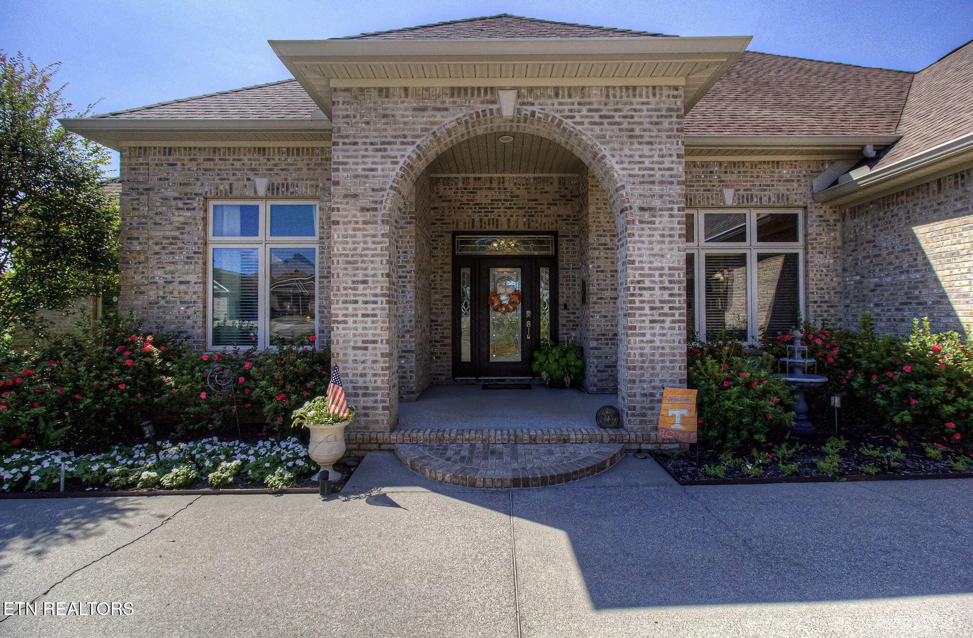 Property Slideshow image 3 of 59 | 125 santee way, Loudon, TN, 37774