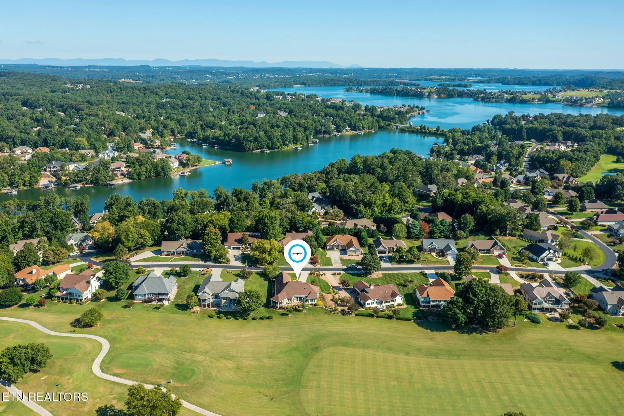 Property Slideshow image 2 of 59 | 125 santee way, Loudon, TN, 37774