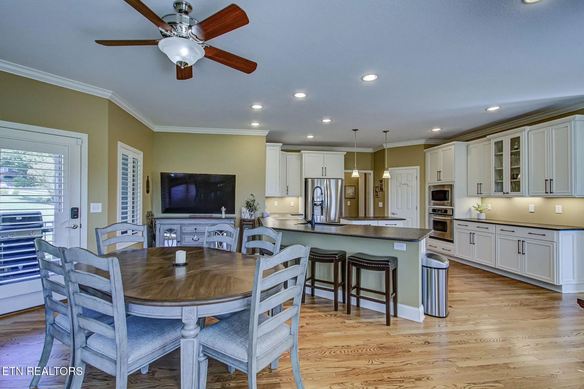 Property Slideshow image 19 of 59 | 125 santee way, Loudon, TN, 37774