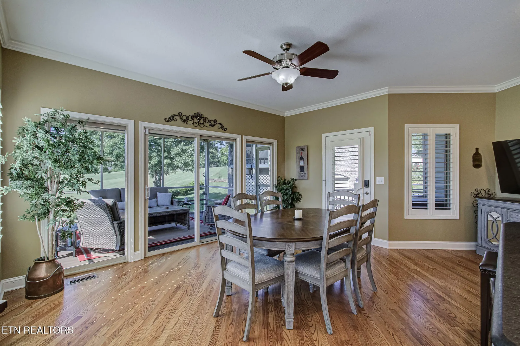 Property Slideshow image 17 of 59 | 125 santee way, Loudon, TN, 37774