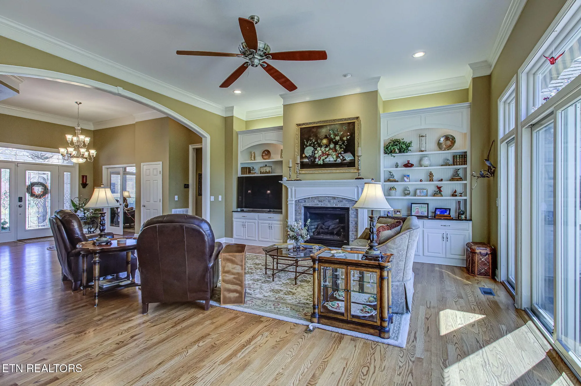 Property Slideshow image 6 of 59 | 125 santee way, Loudon, TN, 37774