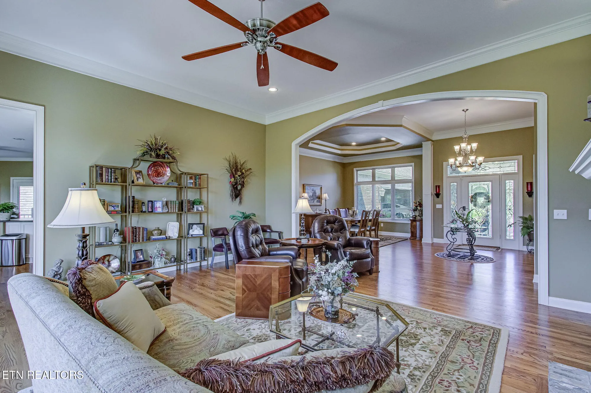 Property Slideshow image 8 of 59 | 125 santee way, Loudon, TN, 37774