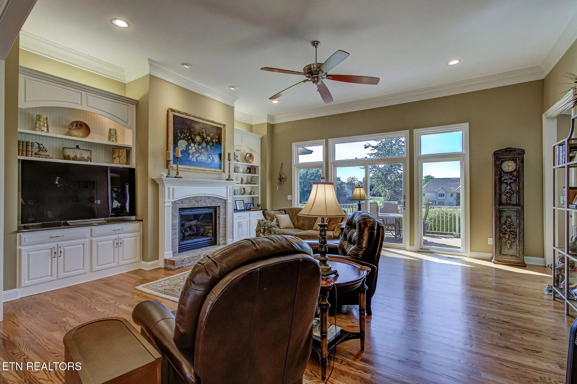 Property Slideshow image 9 of 59 | 125 santee way, Loudon, TN, 37774