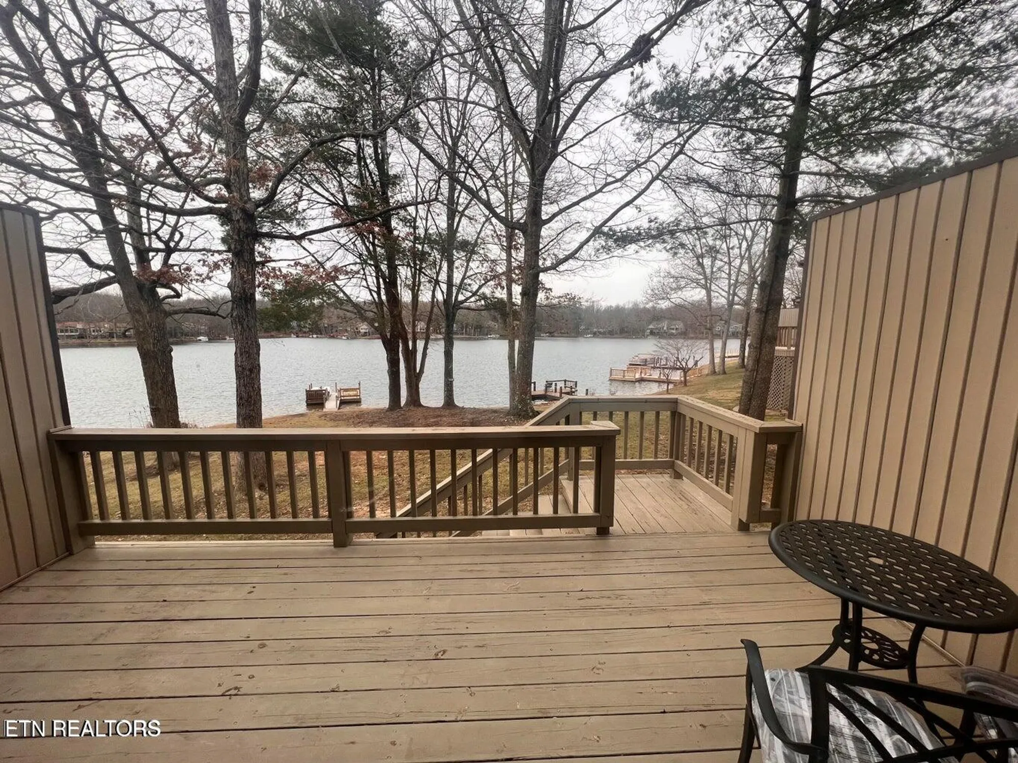 Property Slideshow image 18 of 33 | 6 lakeshore ct 105, Crossville, TN, 38558