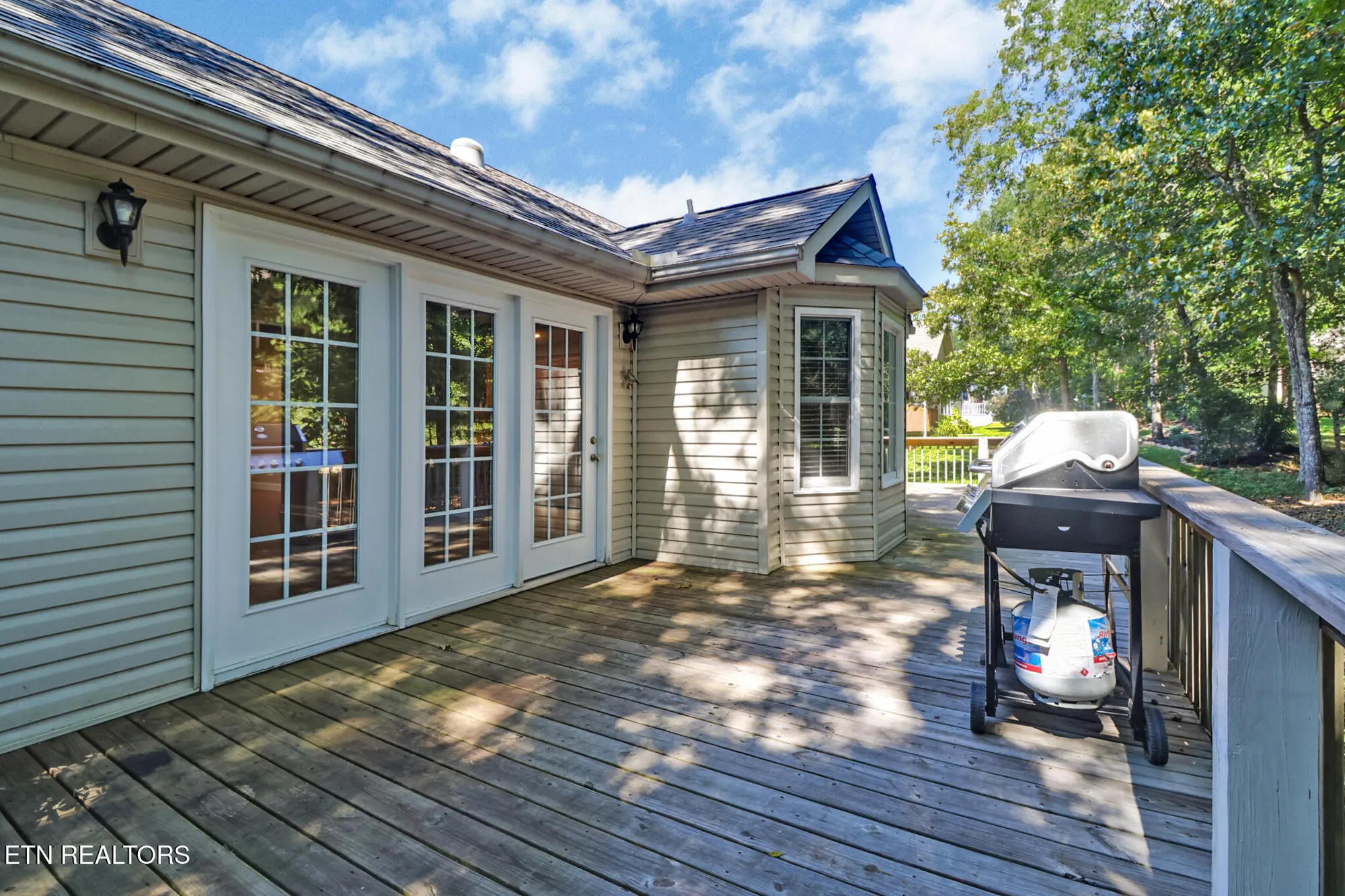 Property Slideshow image 34 of 38 | 157 cromwell ln, Crossville, TN, 38558