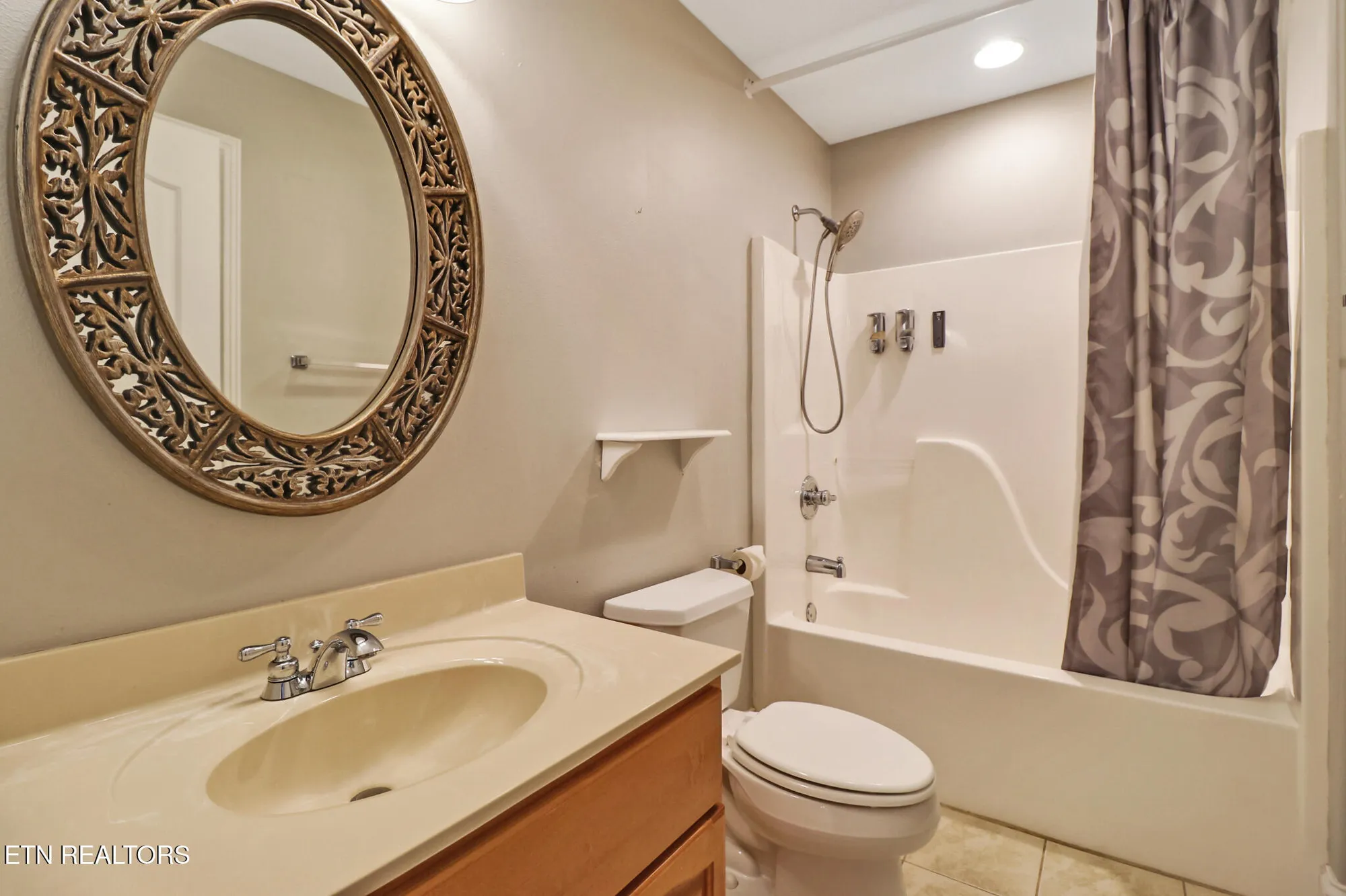 Property Slideshow image 22 of 38 | 157 cromwell ln, Crossville, TN, 38558