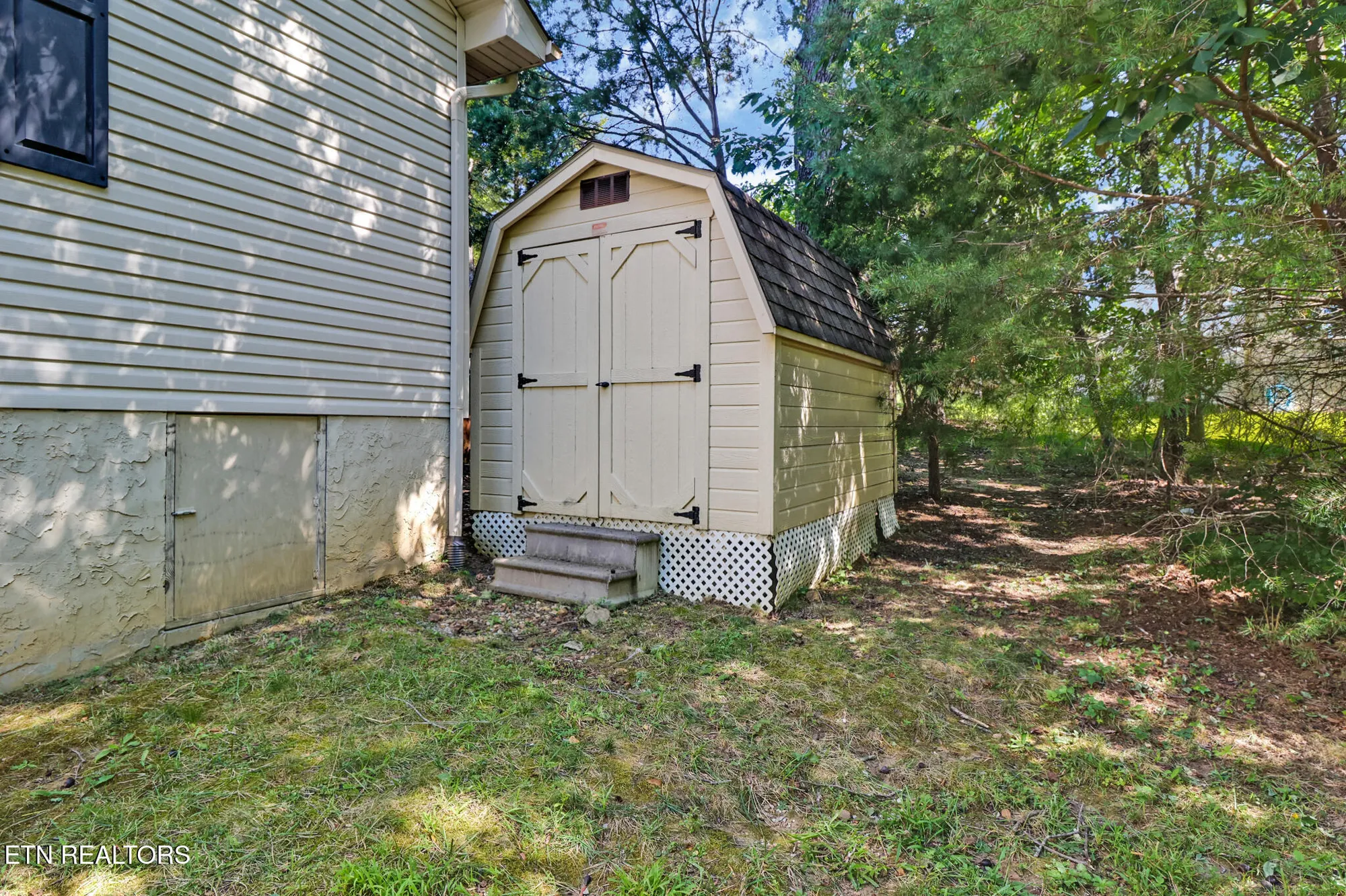 Property Slideshow image 38 of 38 | 157 cromwell ln, Crossville, TN, 38558