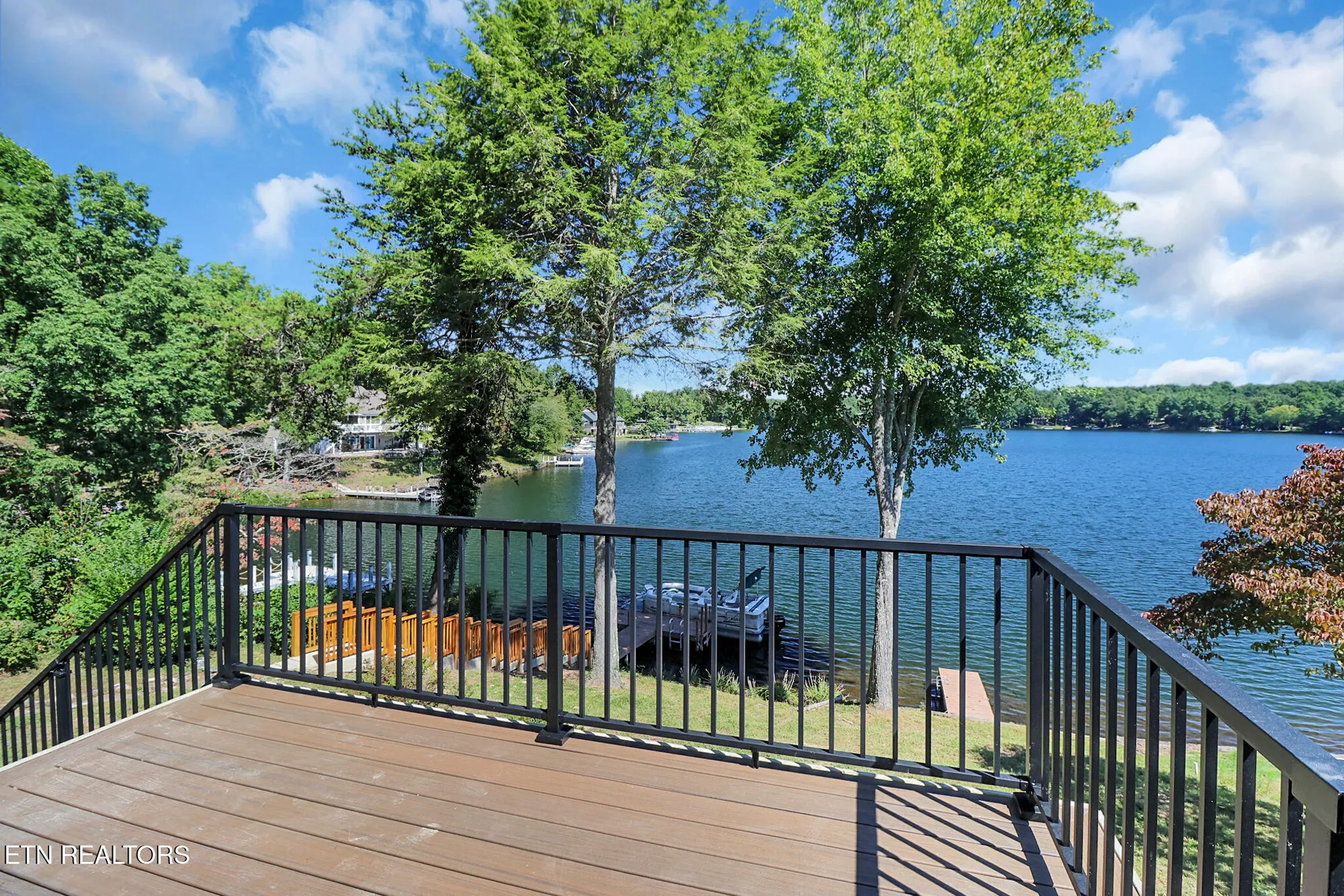 Property Slideshow image 31 of 42 | 155 dovenshire dr, Crossville, TN, 38558