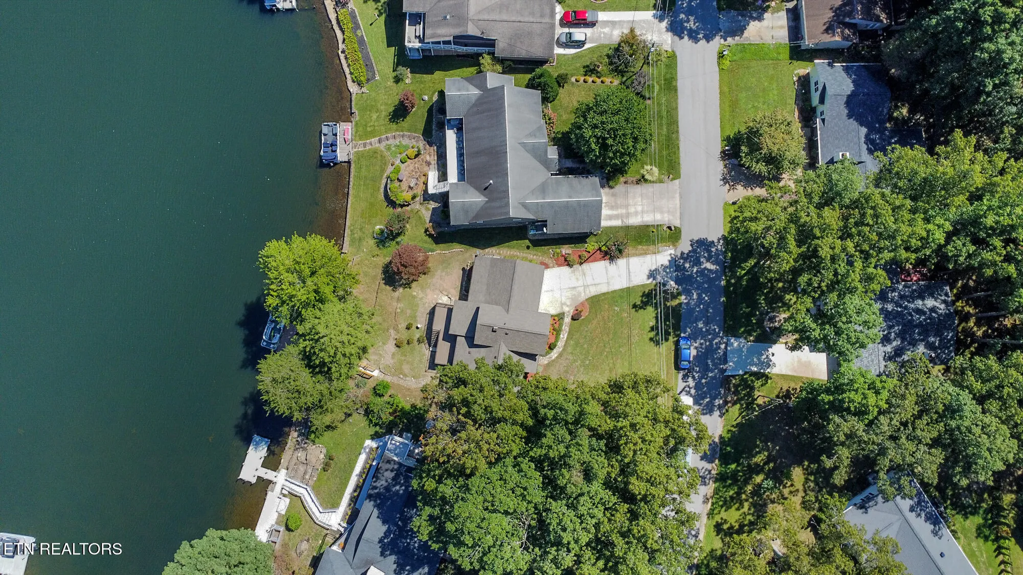 Property Slideshow image 40 of 42 | 155 dovenshire dr, Crossville, TN, 38558