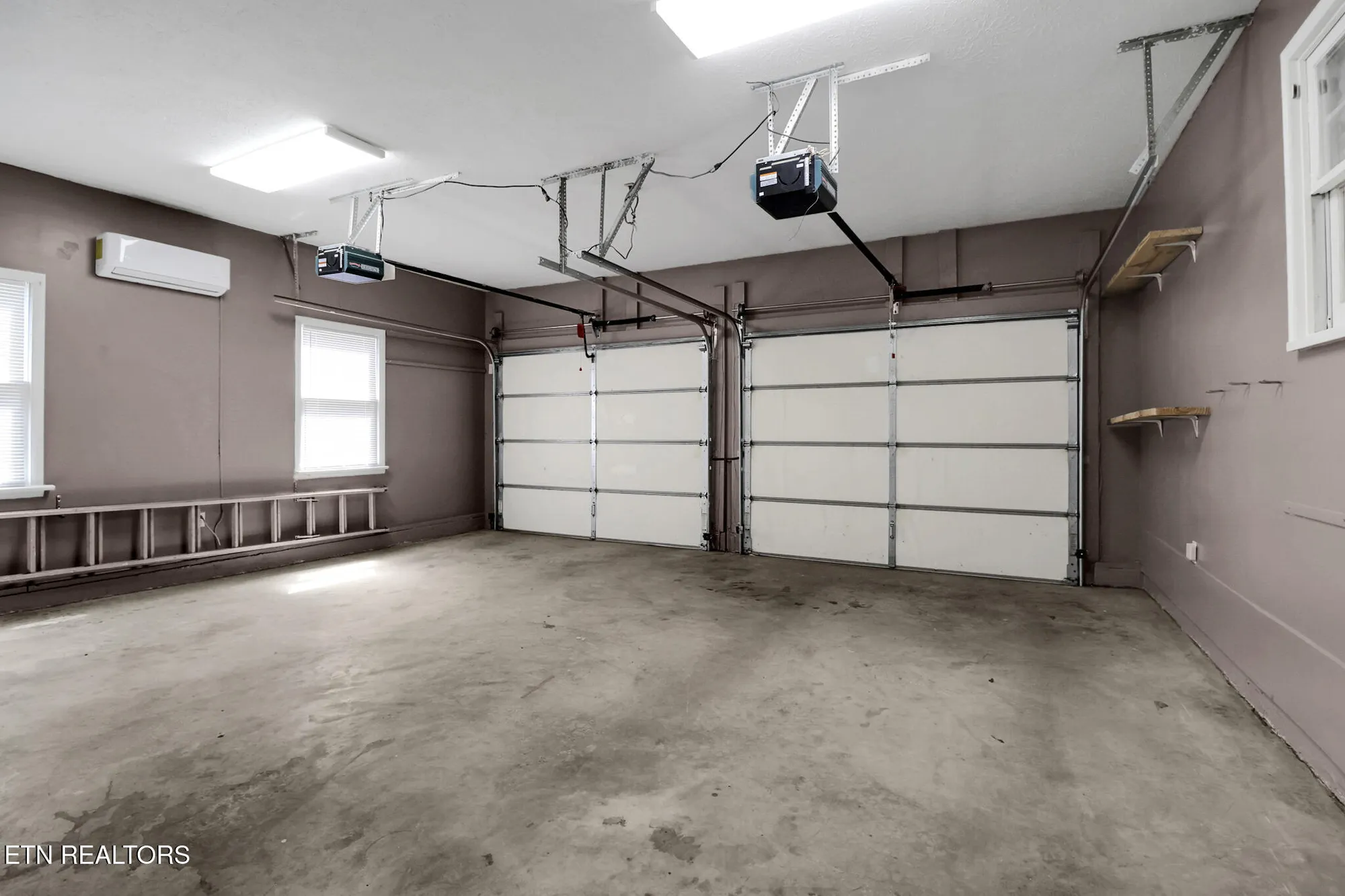 Property Slideshow image 28 of 42 | 155 dovenshire dr, Crossville, TN, 38558