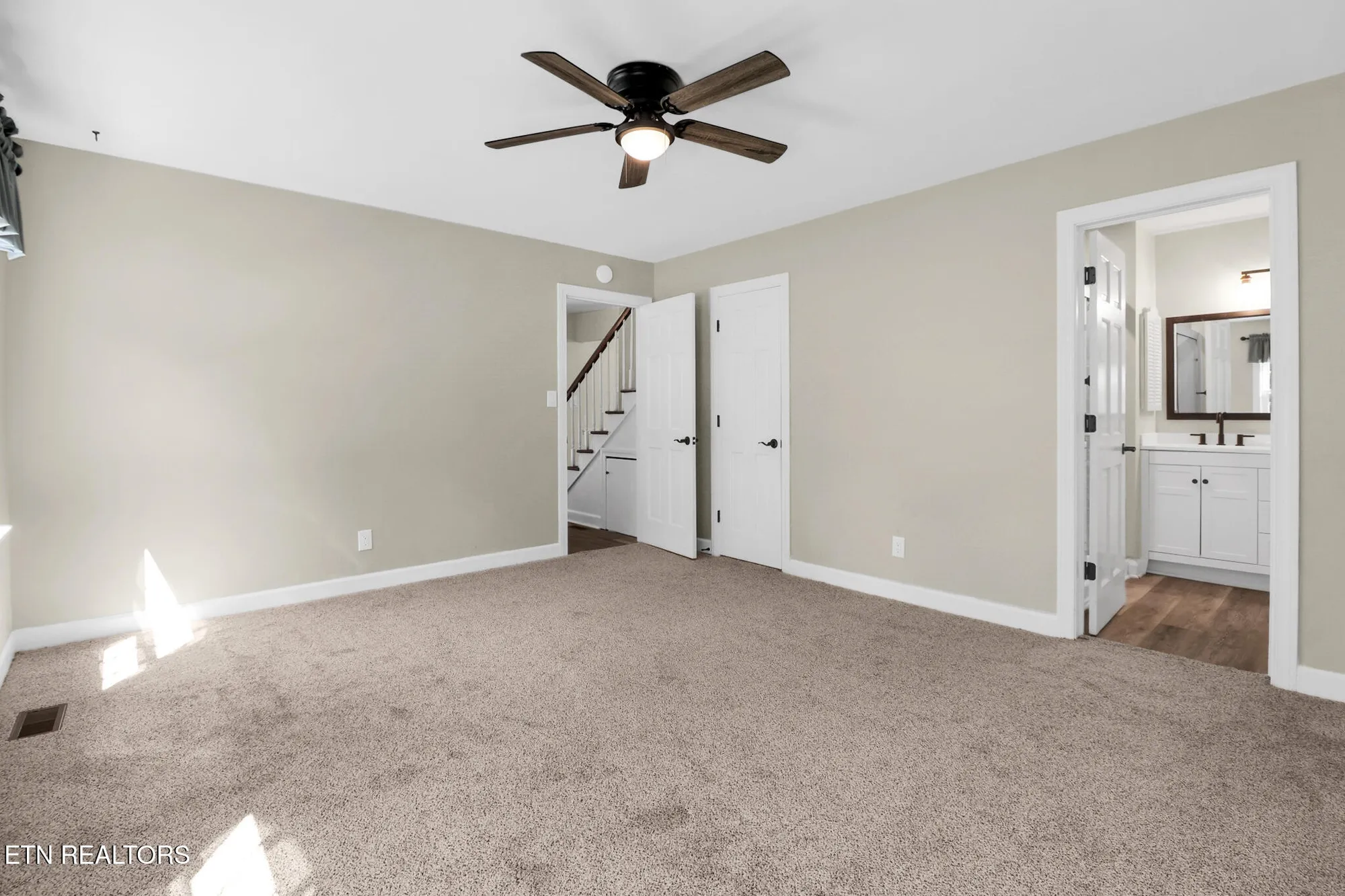 Property Slideshow image 19 of 42 | 155 dovenshire dr, Crossville, TN, 38558