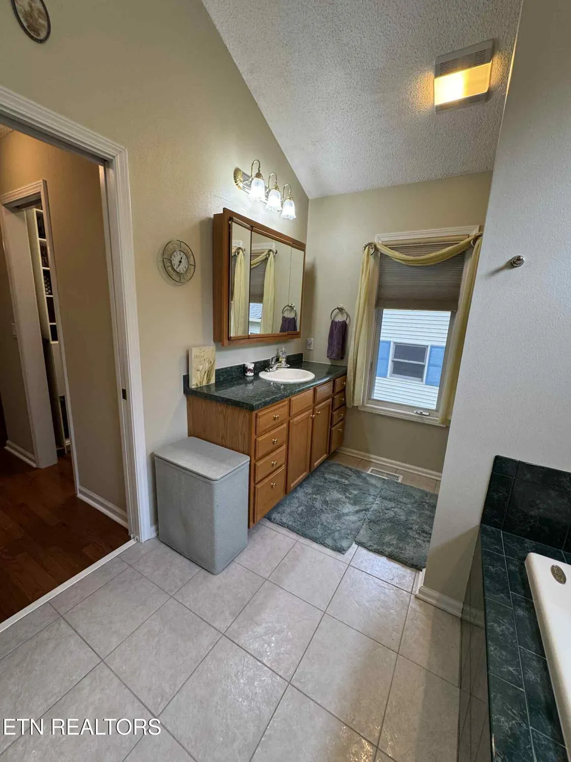 Property Slideshow image 44 of 56 | 246 amherst ln, Crossville, TN, 38558