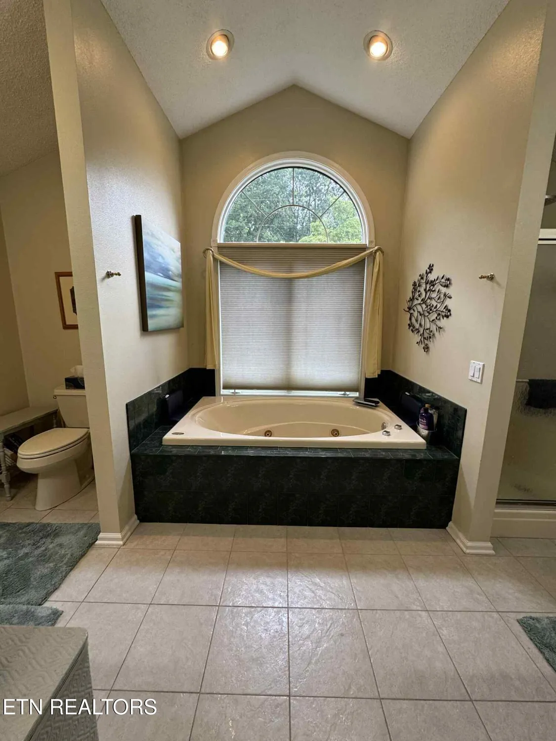 Property Slideshow image 40 of 56 | 246 amherst ln, Crossville, TN, 38558