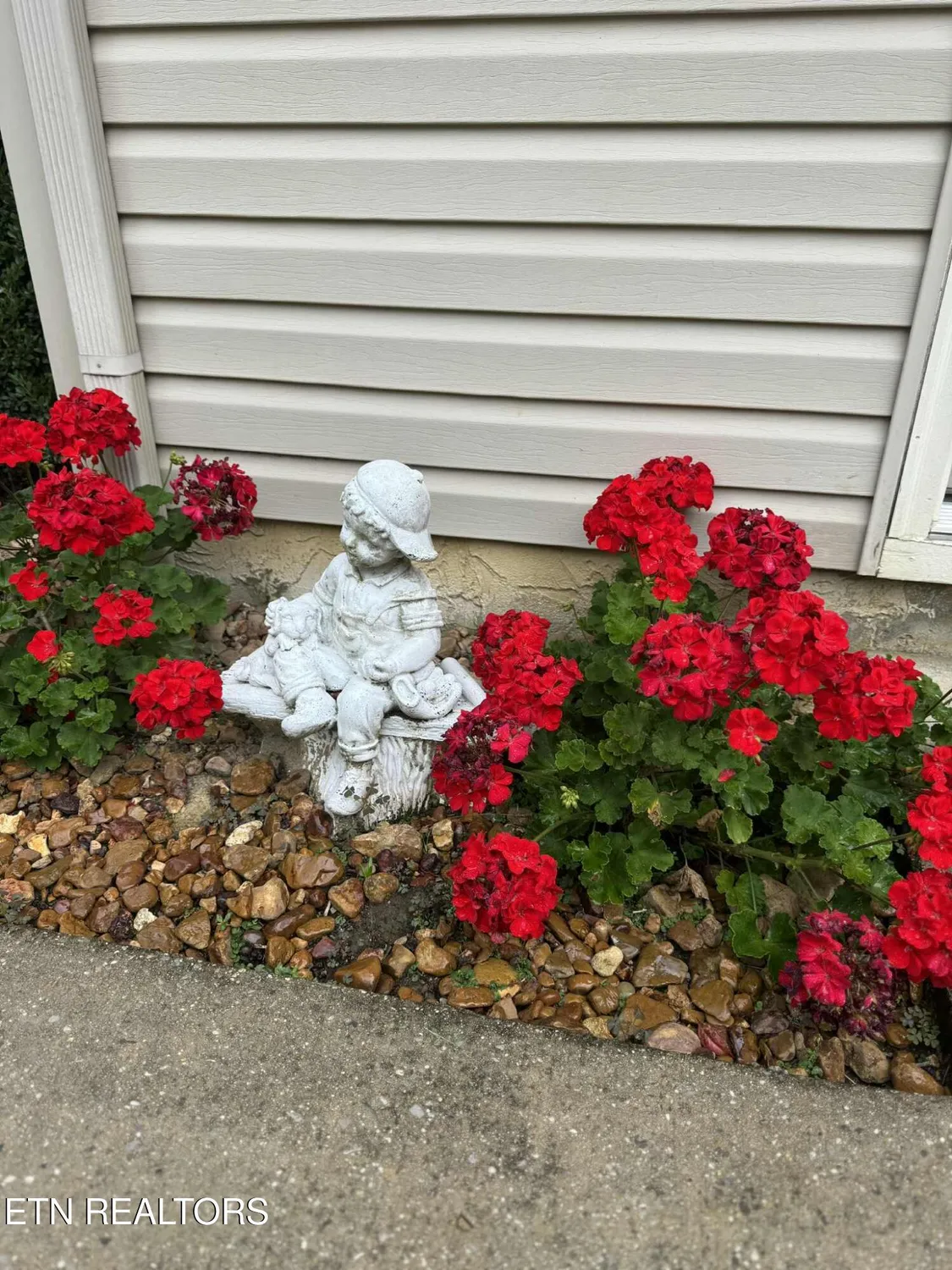 Property Slideshow image 56 of 56 | 246 amherst ln, Crossville, TN, 38558