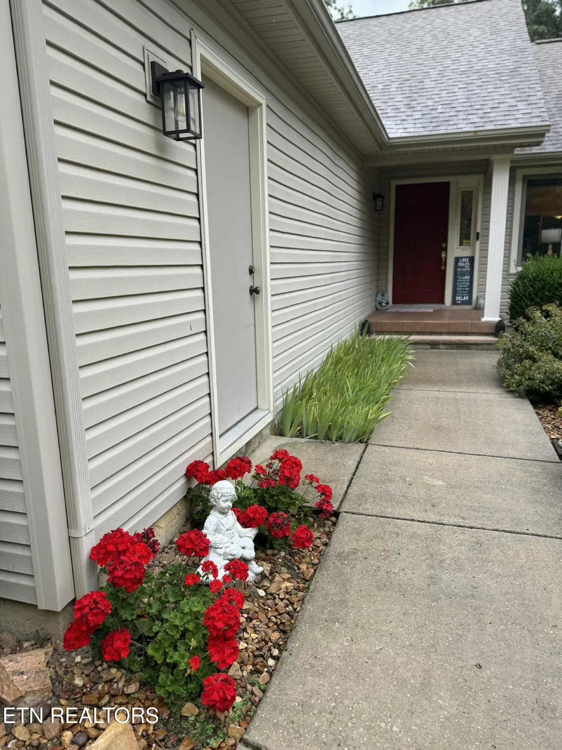 Property Slideshow image 12 of 56 | 246 amherst ln, Crossville, TN, 38558