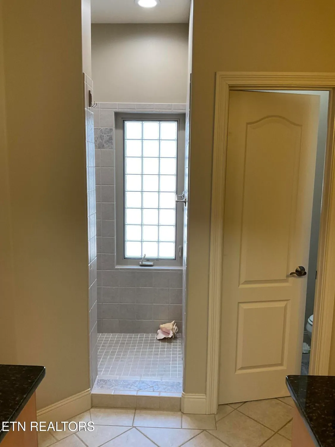 Property Slideshow image 30 of 59 | 150 mountain view dr, Crossville, TN, 38558
