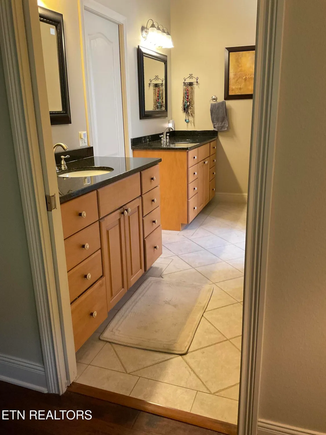 Property Slideshow image 28 of 59 | 150 mountain view dr, Crossville, TN, 38558