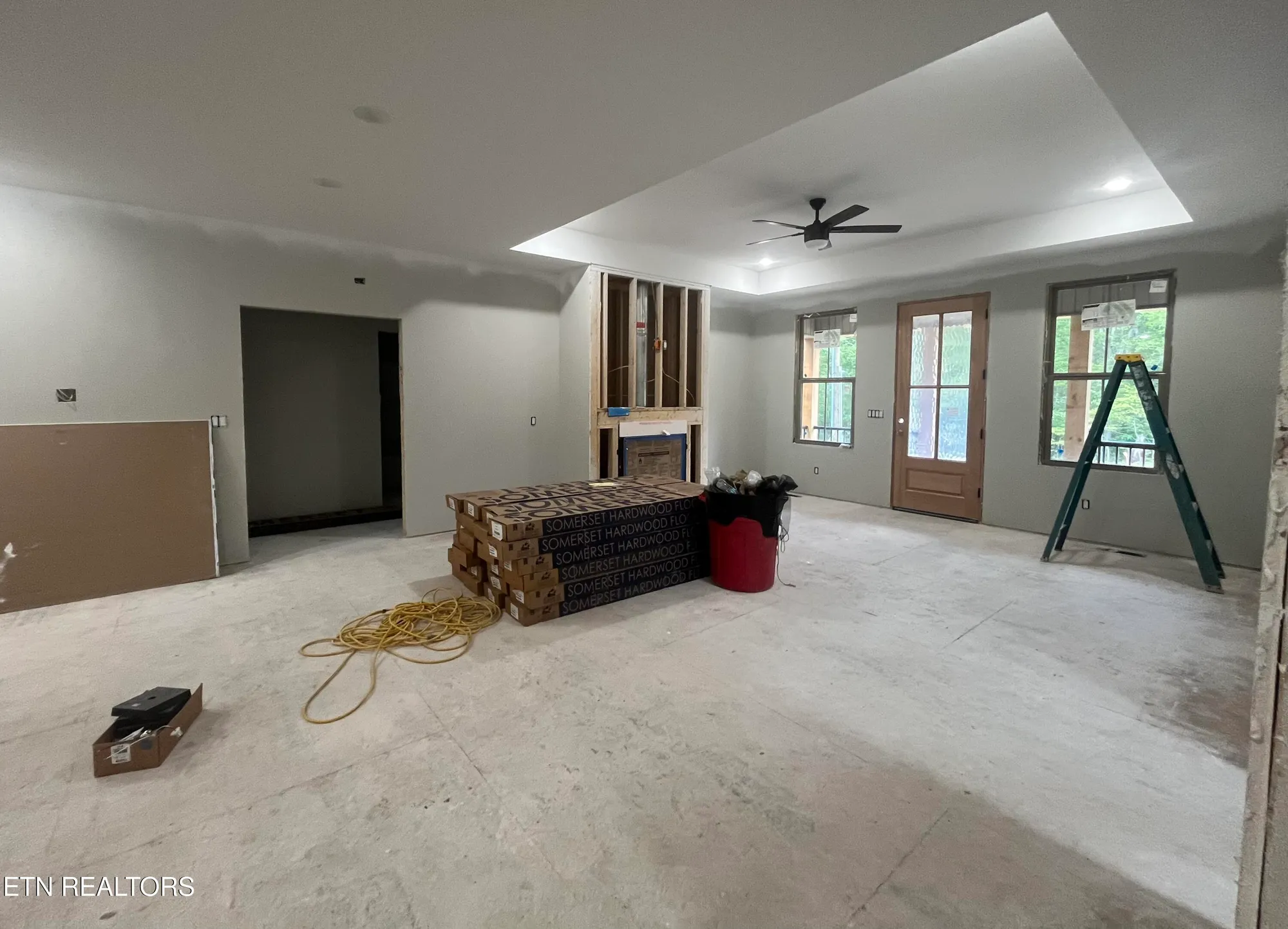 Property Slideshow image 24 of 36 | 382 st george dr, Crossville, TN, 38571