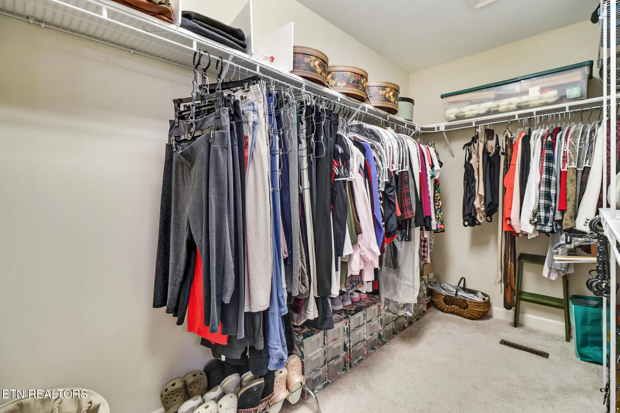 Property Slideshow image 29 of 48 | 104 hickory ridge ln, Crossville, TN, 38558