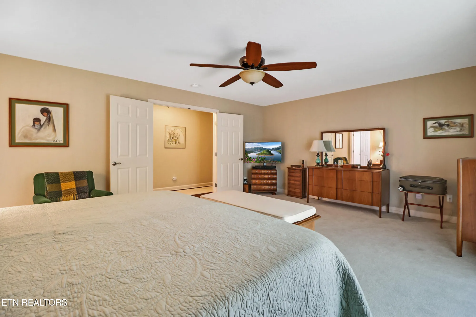 Property Slideshow image 25 of 48 | 104 hickory ridge ln, Crossville, TN, 38558