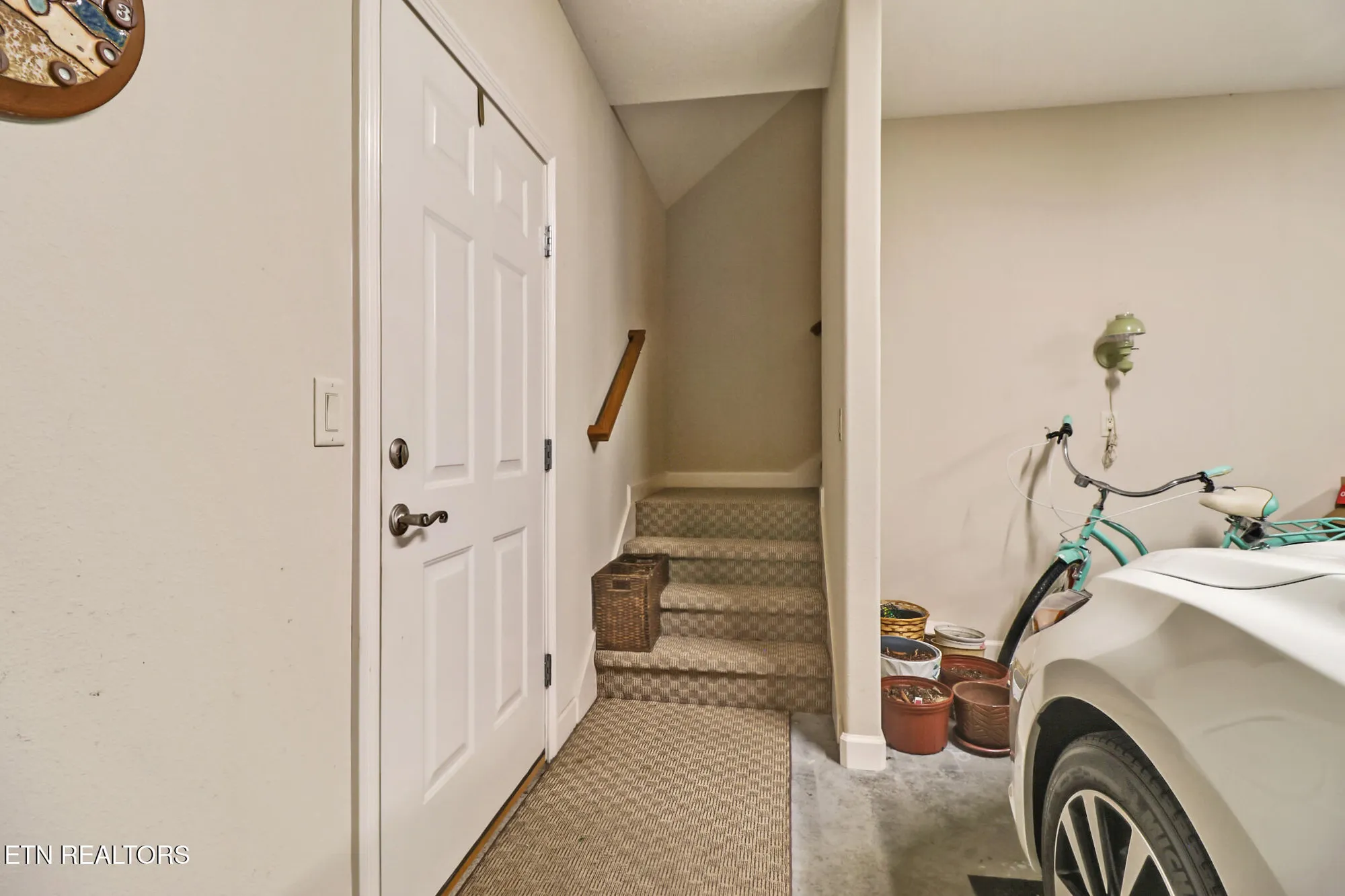 Property Slideshow image 37 of 48 | 104 hickory ridge ln, Crossville, TN, 38558